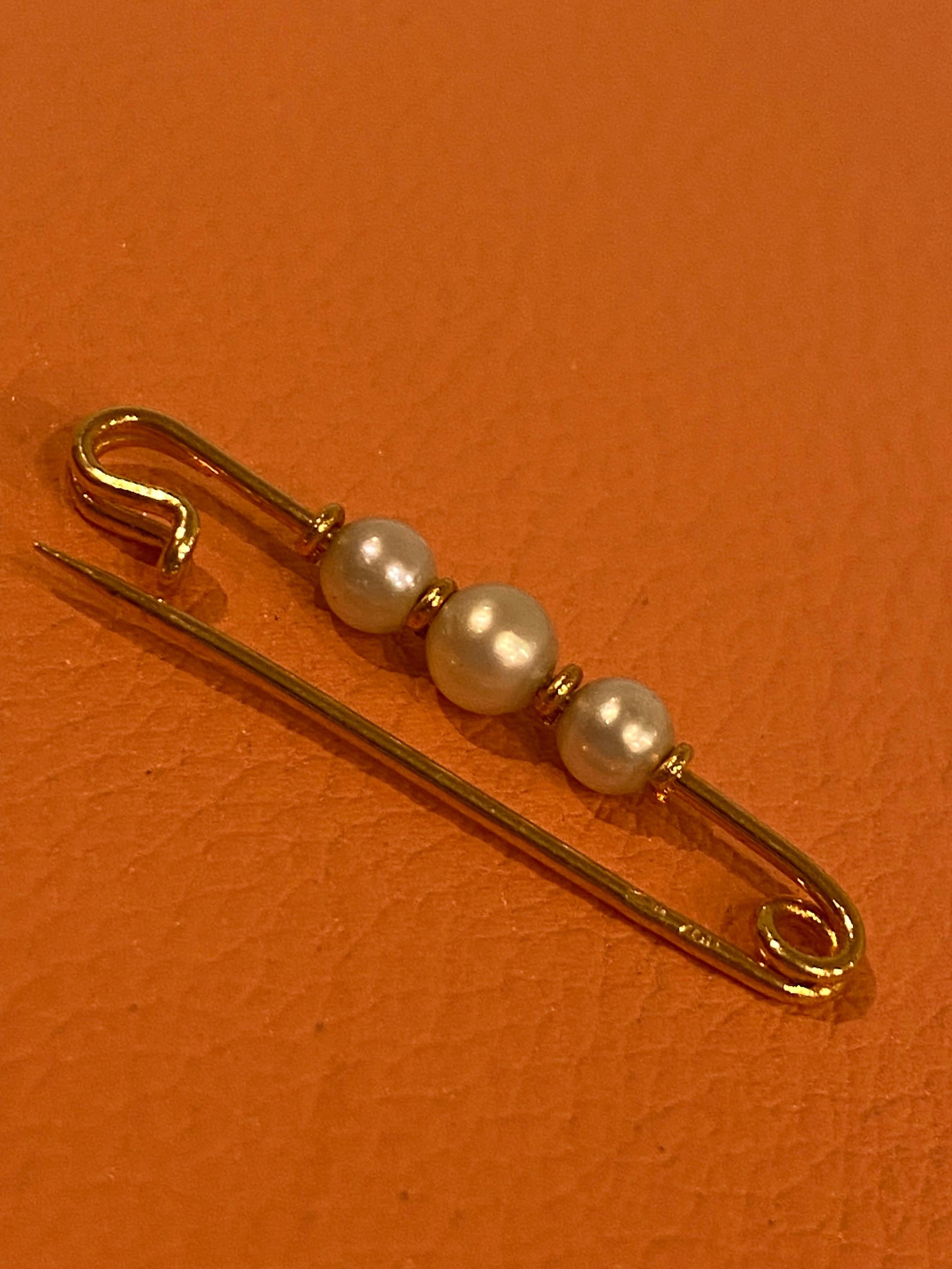 Round Cut 18K Rose Gold & Pearl Vintage 1950's Pin. Italian hallmarks.