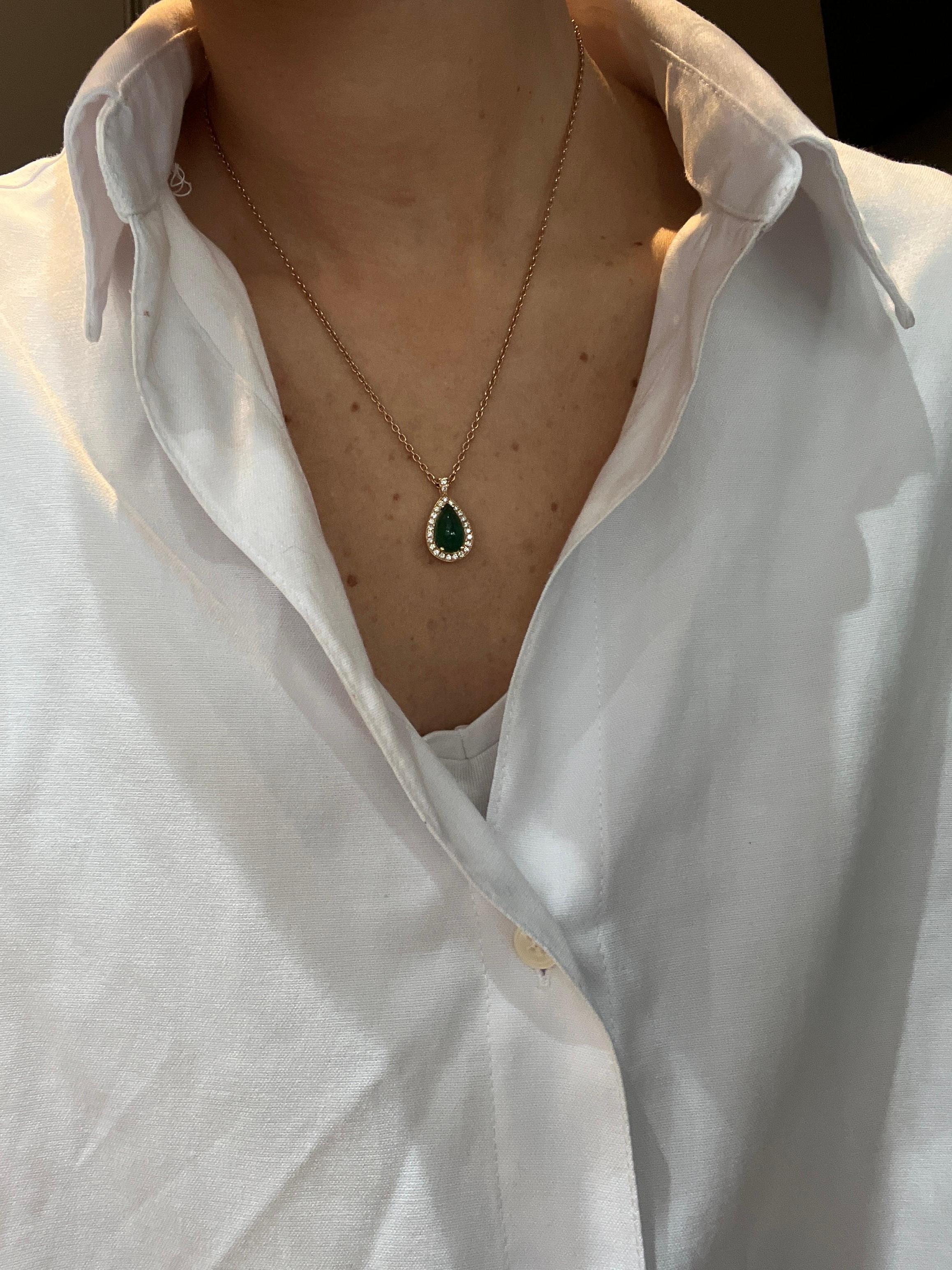 18k Rose Gold Pendant with Cabochon Emerald and Diamonds For Sale 1
