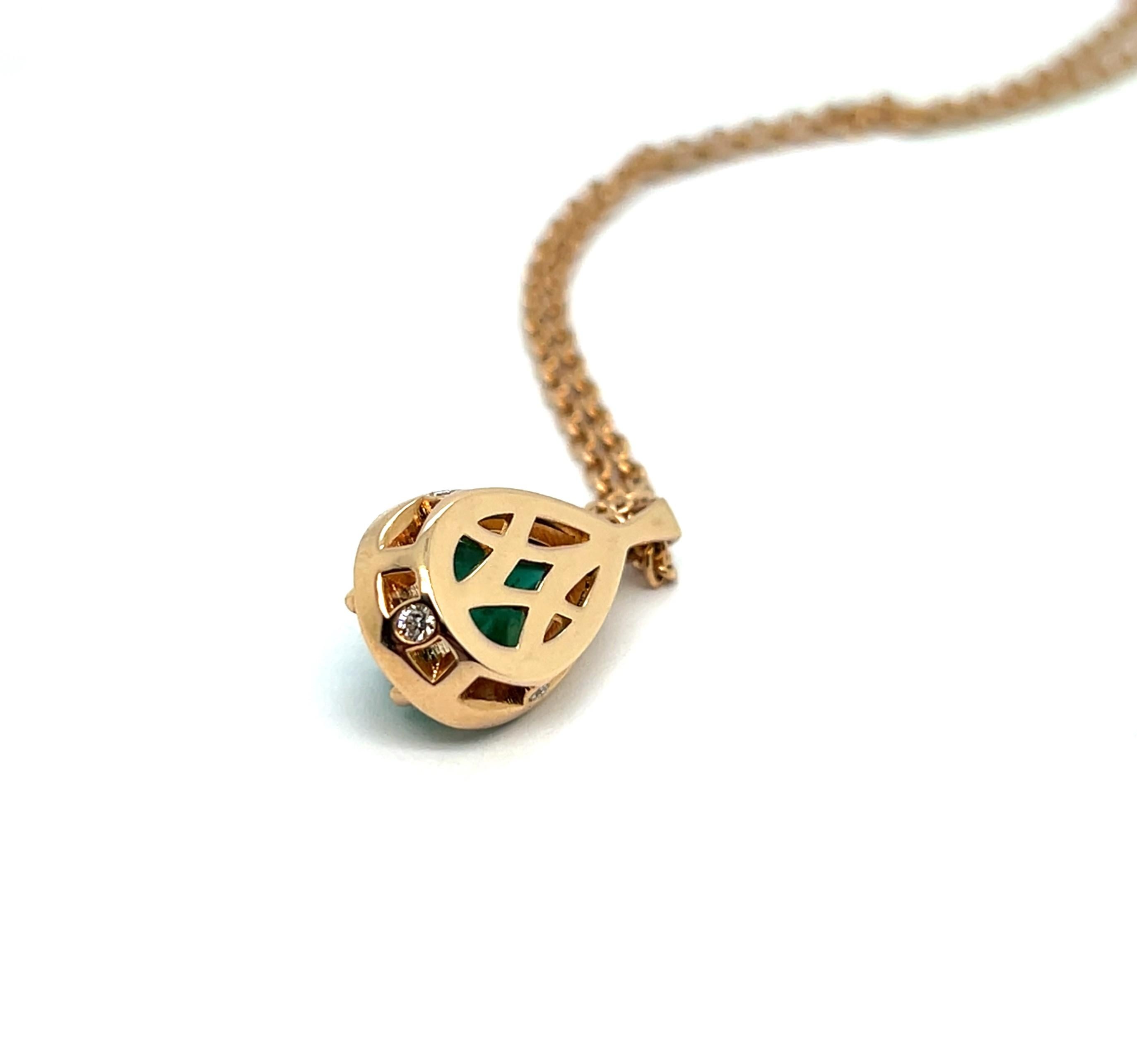 18k Rose Gold Pendant with Cabochon Emerald and Diamonds For Sale 1