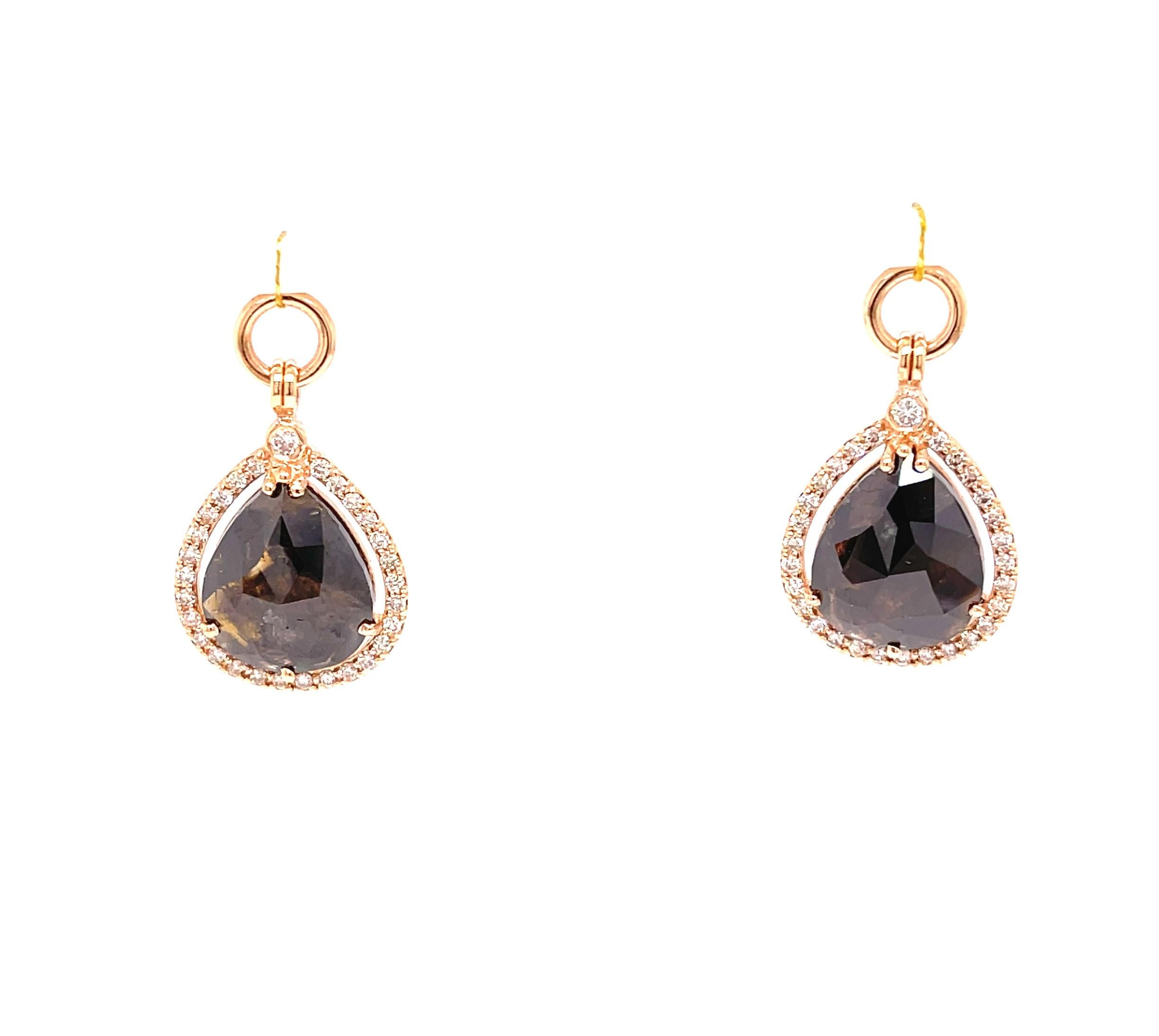Contemporain Boucles d'oreilles en or rose 18k à diamant rose avec un halo en diamant et des vestes en diamant noir en vente