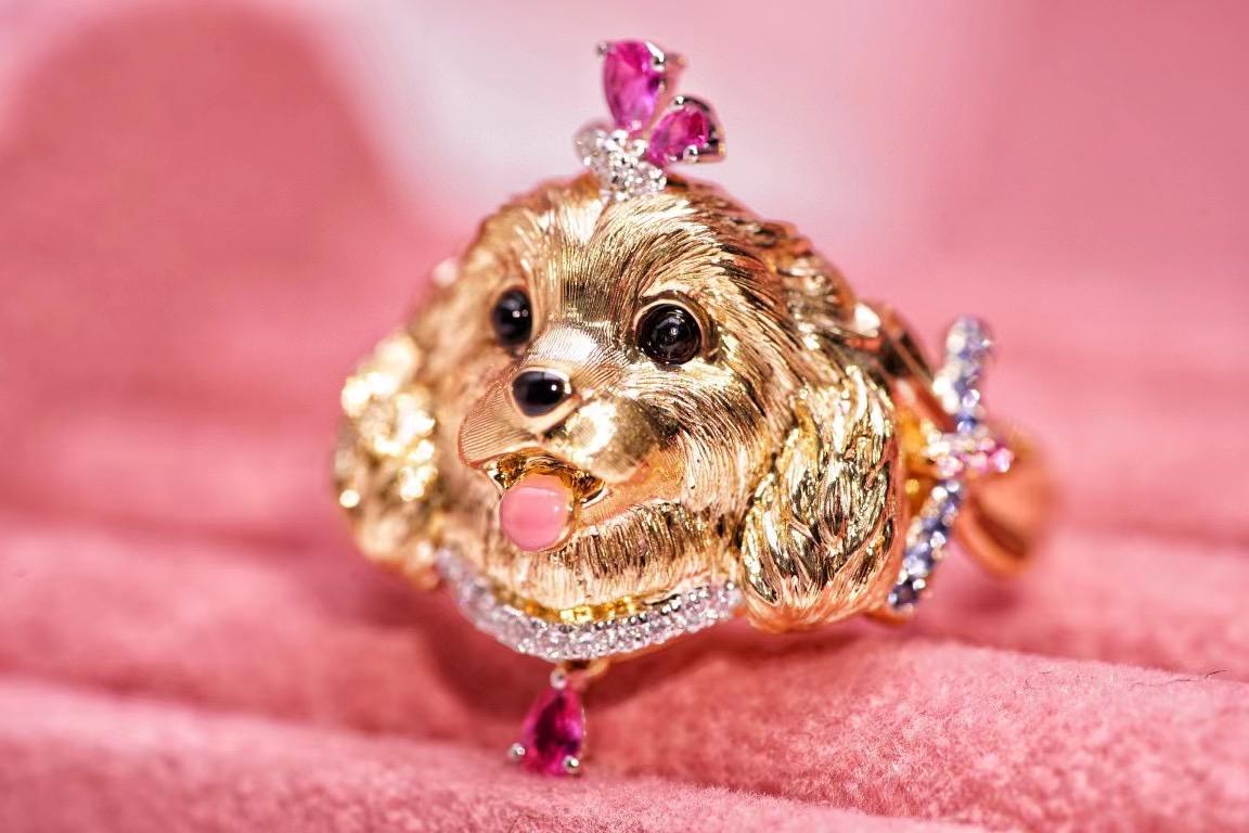 Modern 18K Rose Gold Pink Sapphire & Diamond Dog Ring For Sale