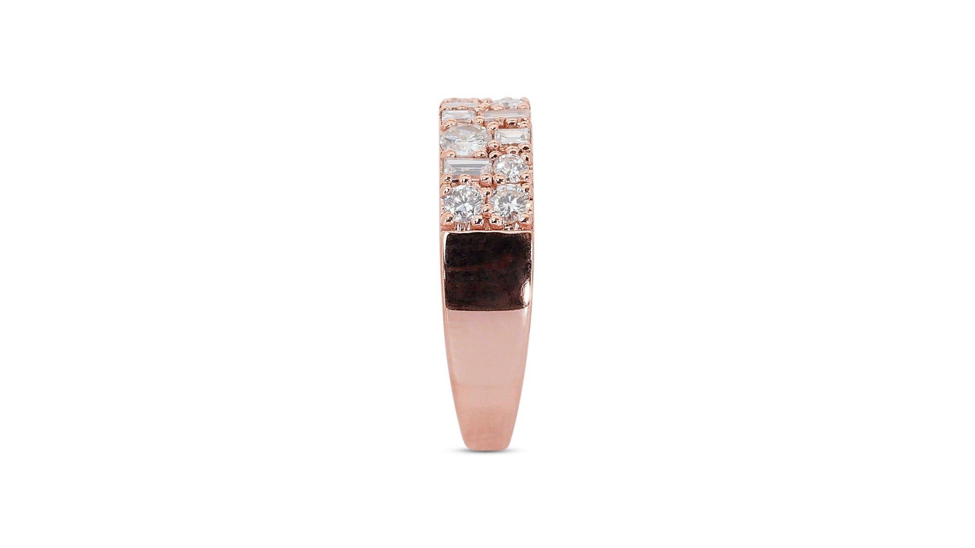 18k Rose Gold Ring w/ 1.45 ct Natural Diamonds  AIG Certificate In New Condition For Sale In רמת גן, IL