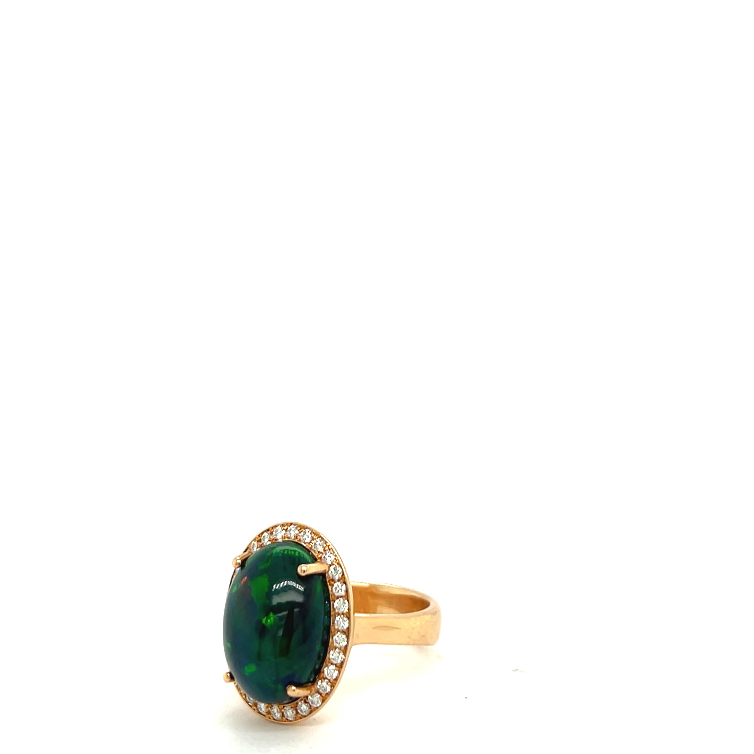 18K Rose Gold Ring with Cabochon Opal and Diamonds For Sale 2