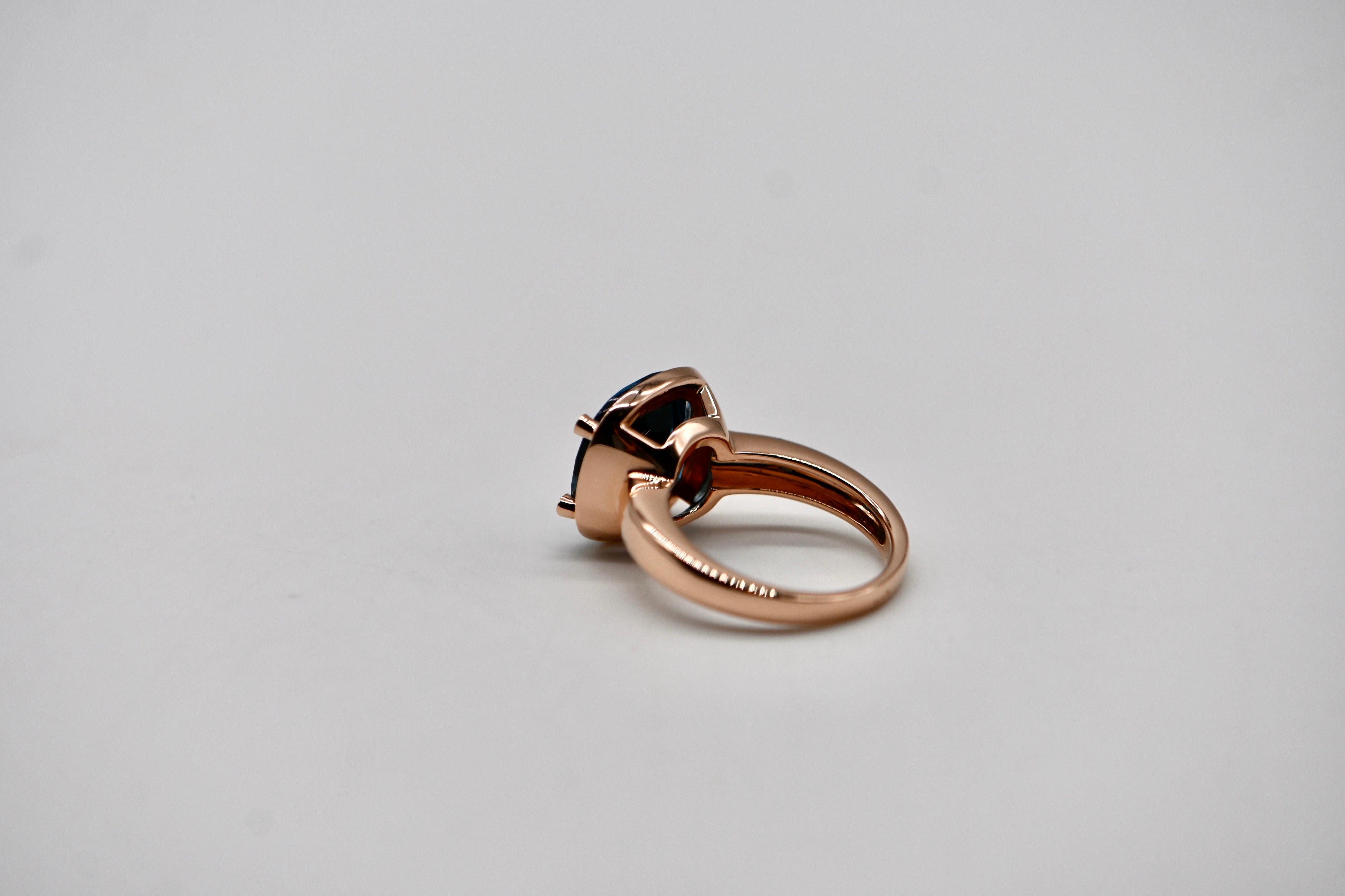 Cushion Cut 18K Rose Gold Ring with London Blue Topaz For Sale
