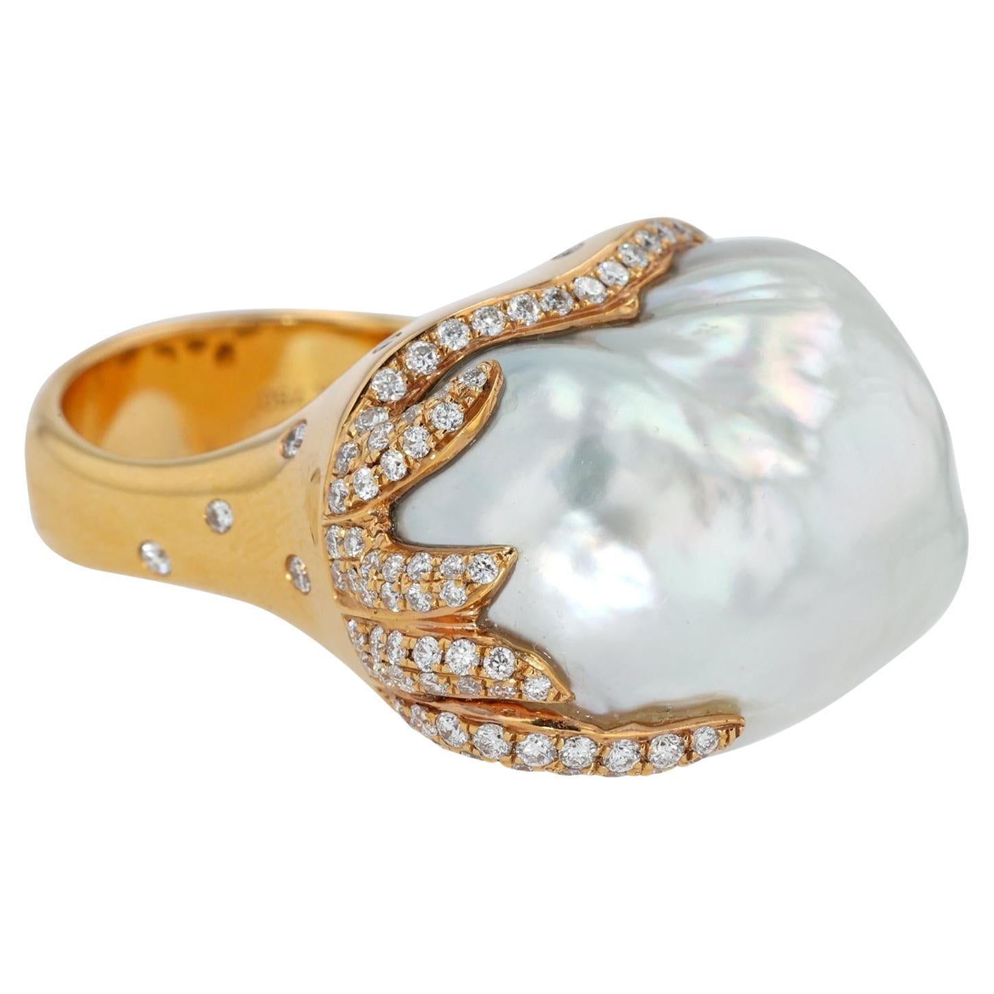 18K Rose Gold Ring with White South Sea Pearl and Diamonds