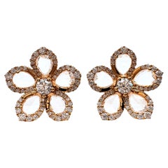 Boucles d'oreilles en or rose 18 carats à motif floral taille rose