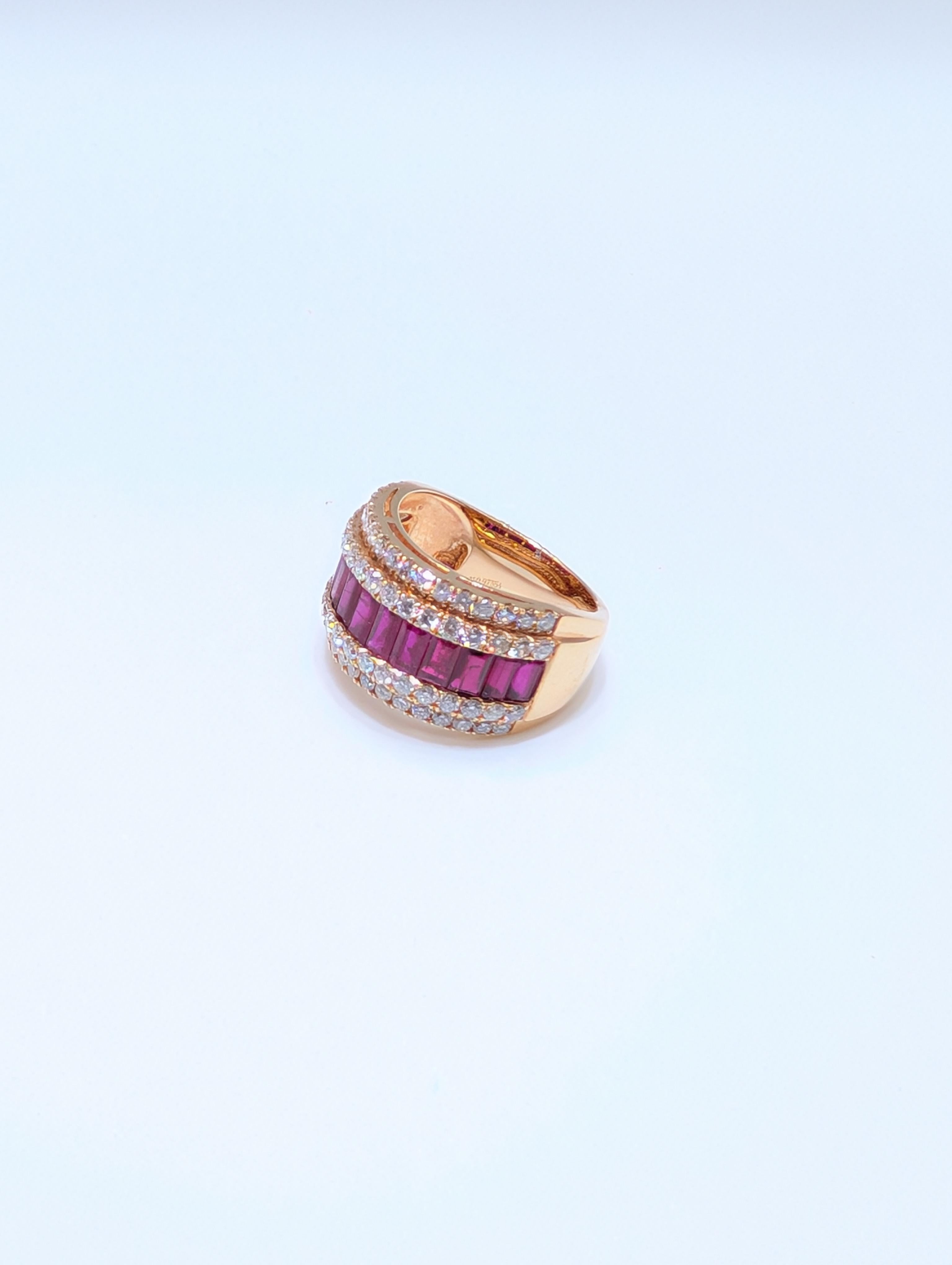 Anello a fascia con rubino e diamanti in oro rosa 18 carati in vendita 1
