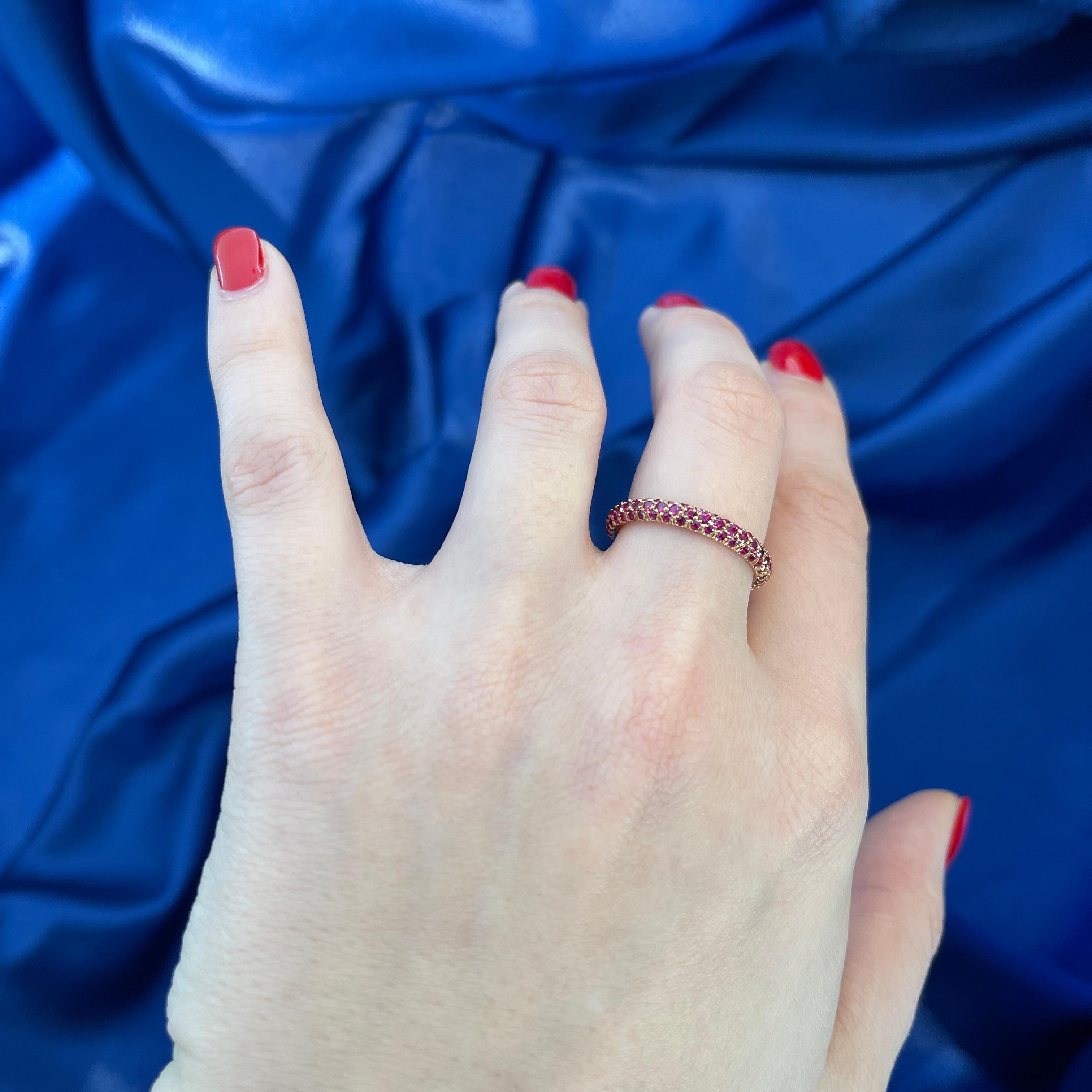 18K Rose Gold Ruby Pavé Band Ring For Sale 1