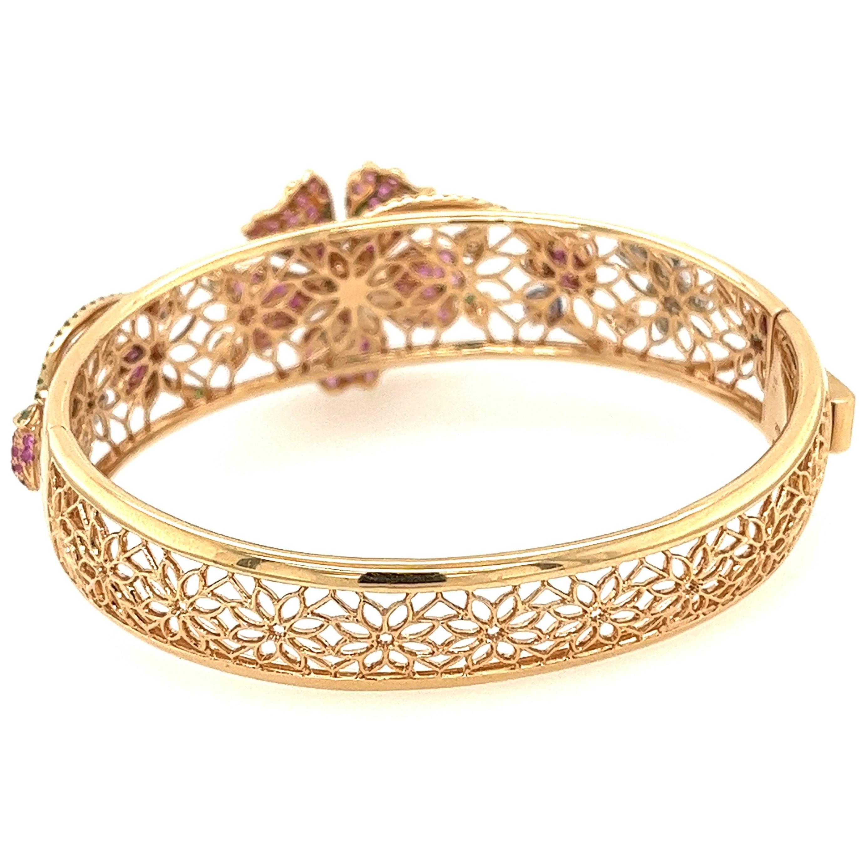 Moderne Bracelet collection jardin en or rose 18 carats, rubis et saphirs roses avec diamants en vente
