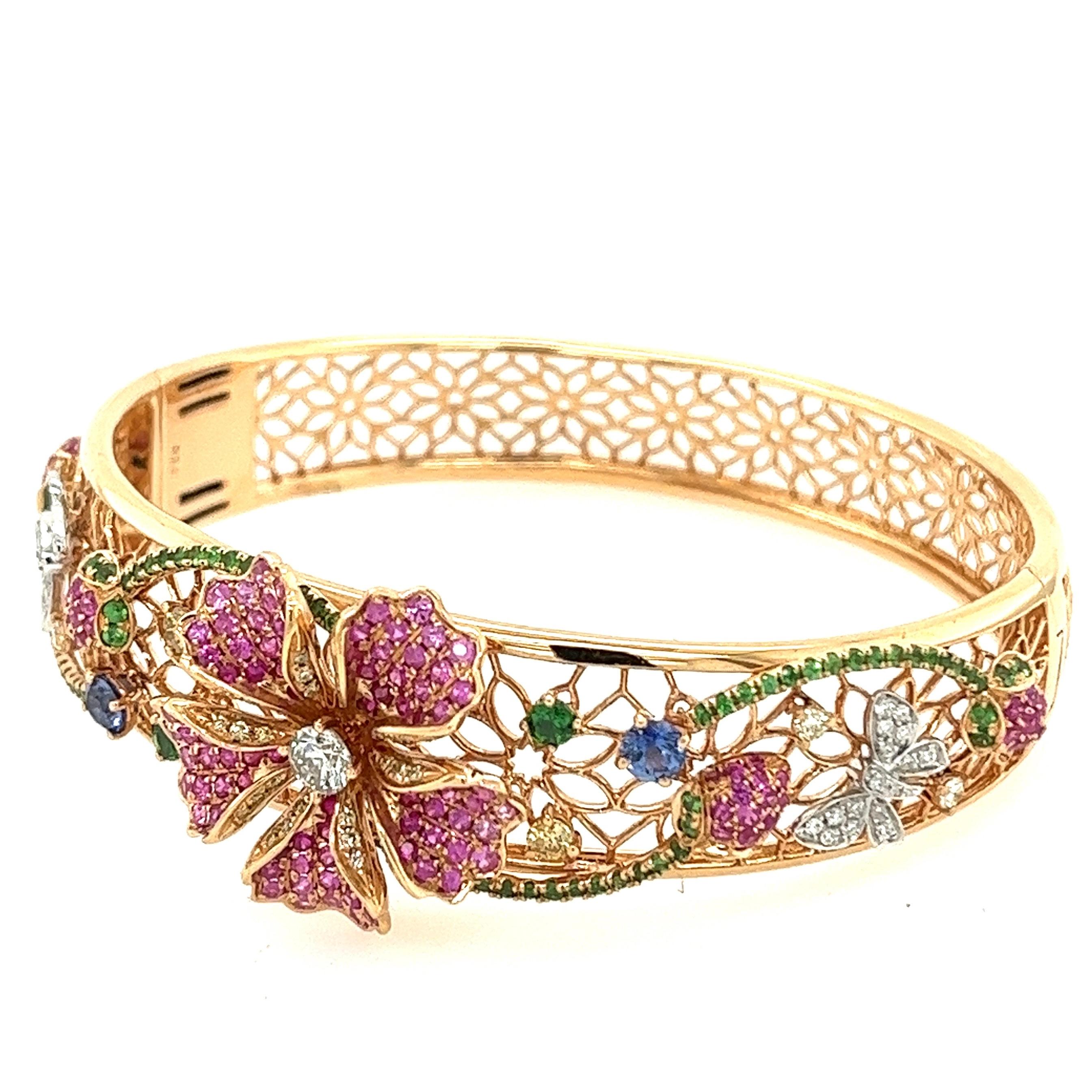 Bracelet collection jardin en or rose 18 carats, rubis et saphirs roses avec diamants Unisexe en vente