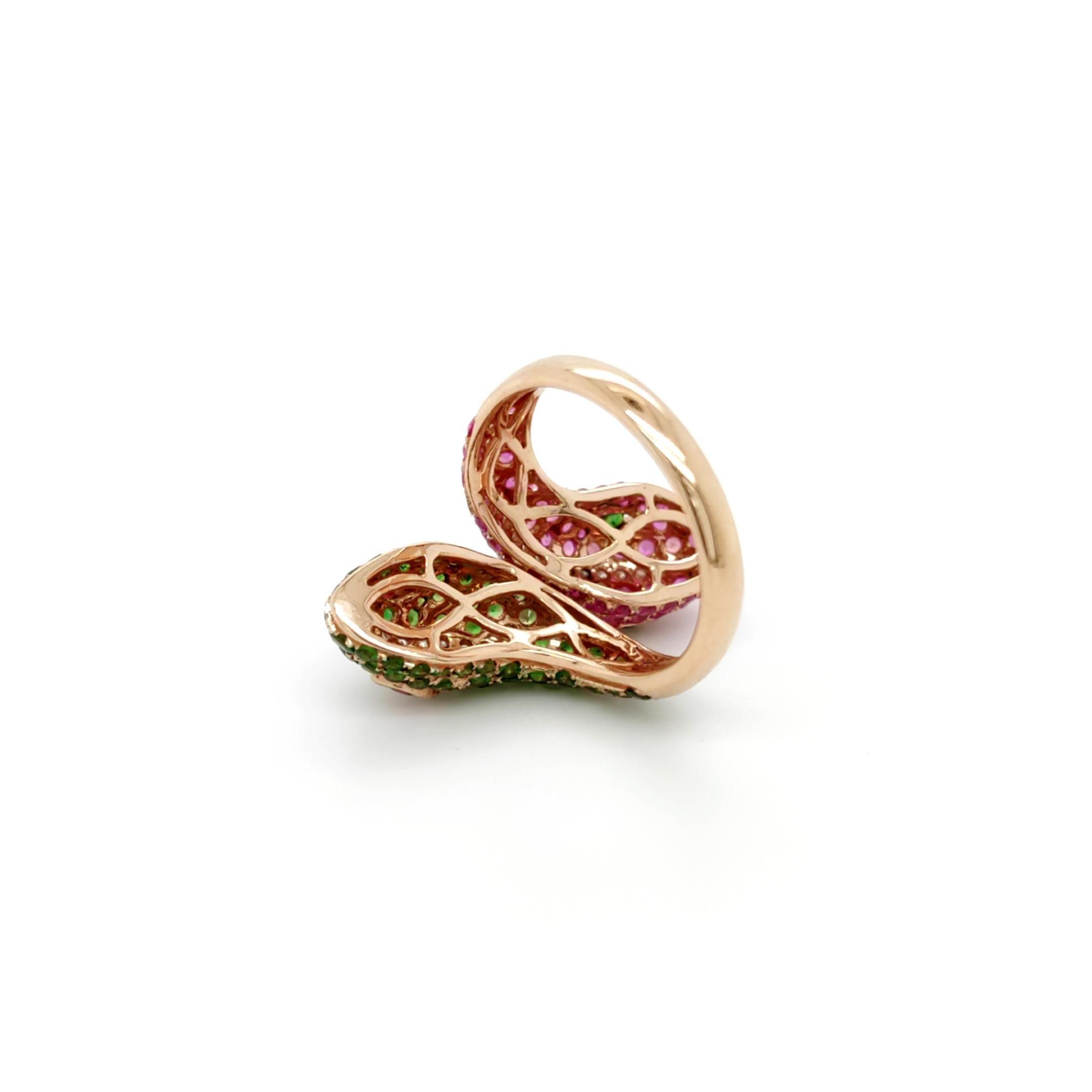 Round Cut 18K Rose Gold Snake Pink Sapphire & Green Garnet Diamond Ring For Sale