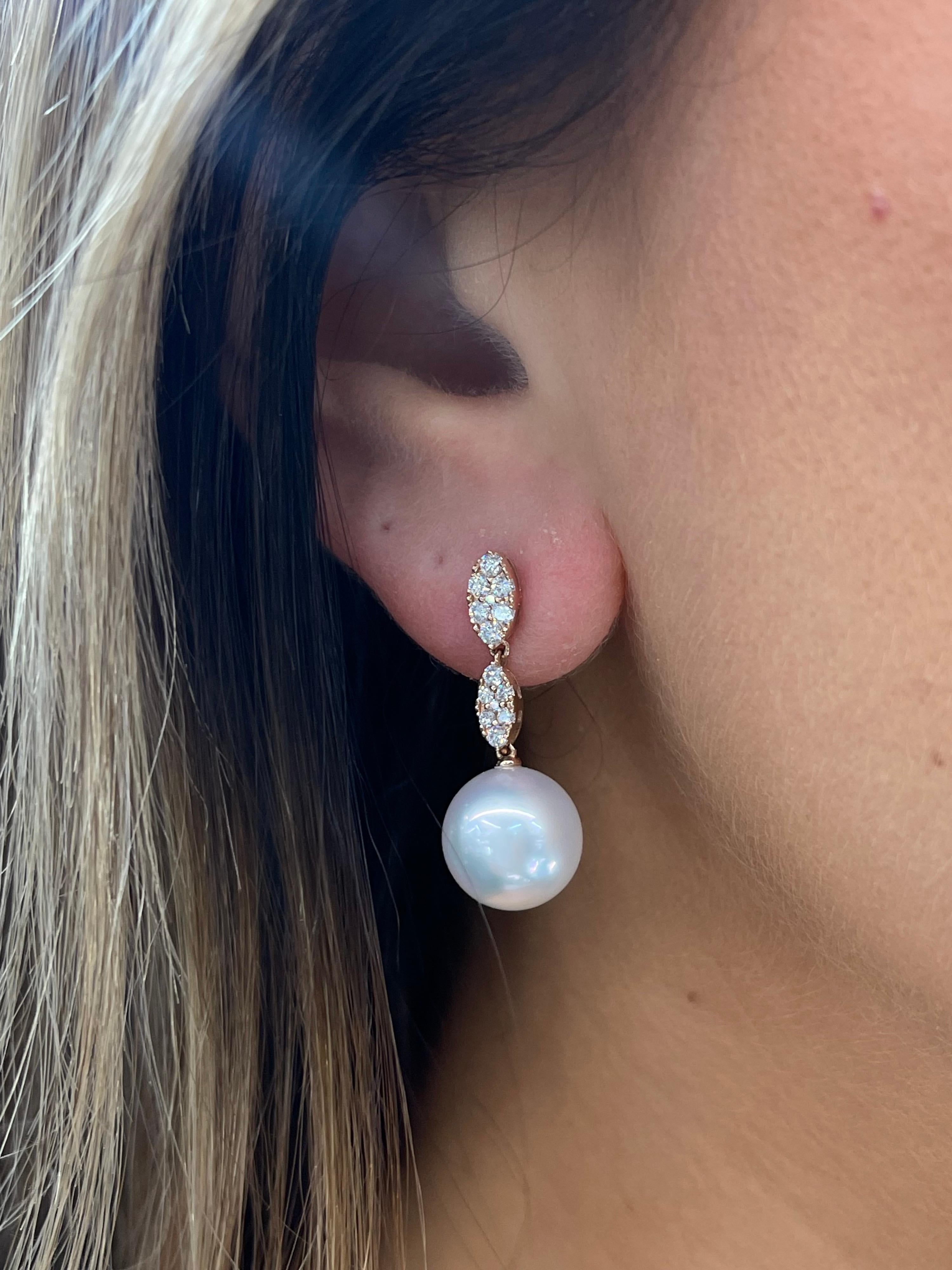 18K Rose Gold South Sea Pearl Diamond Drop Earring In New Condition For Sale In New York, NY