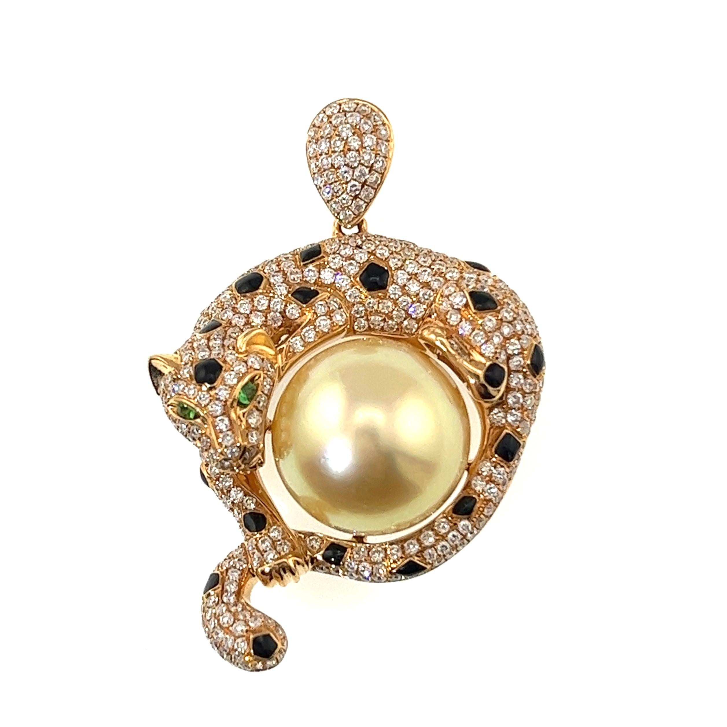 18K Rose Gold South See Golden Pearl & Diamond Leopard Pendant Necklace

403 Diamonds - 2.038 CT
Golden Pearl - 14 mm

Crafted with the finest 18K Rose gold, this captivating pendant exudes a bold, modern elegance that commands attention. At the