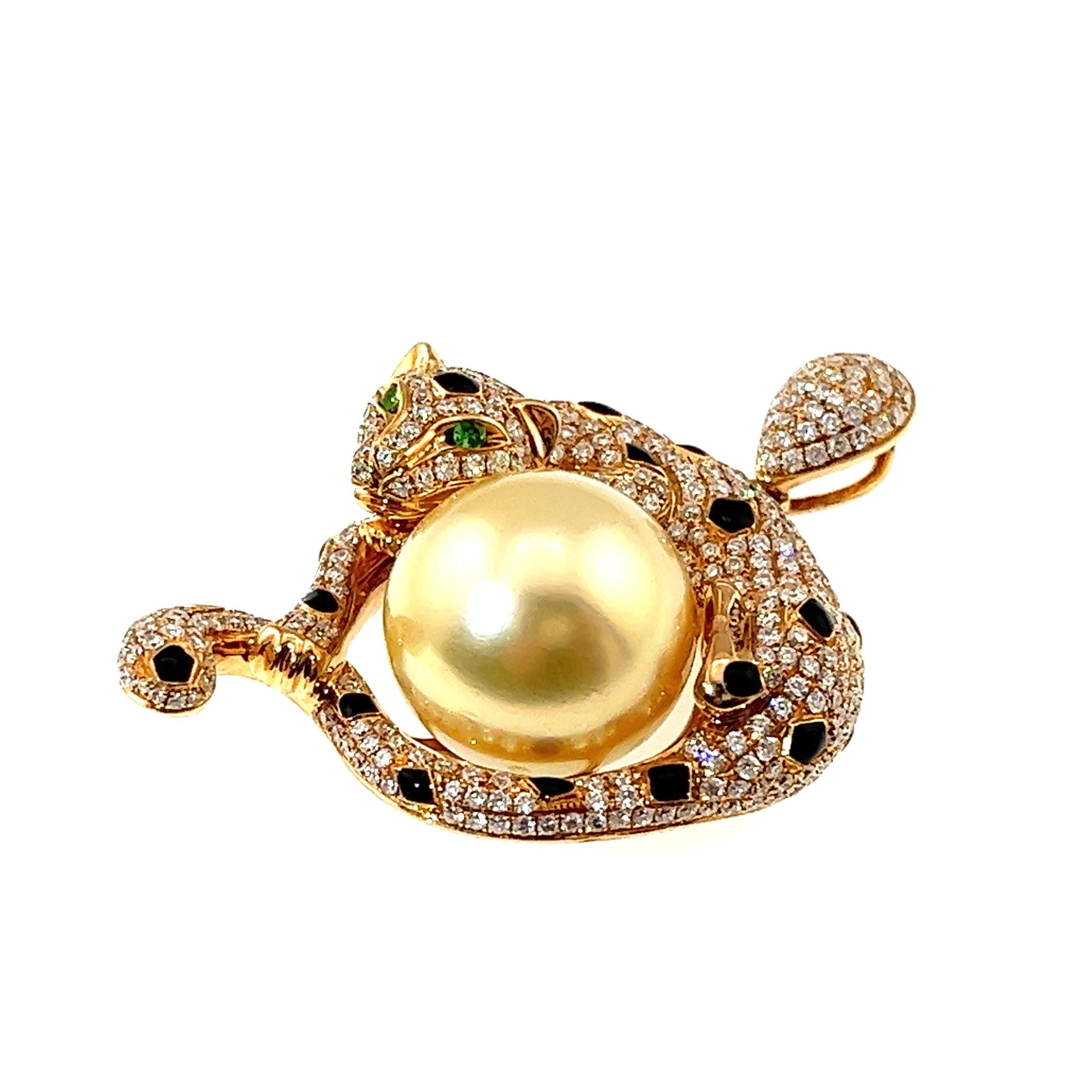 Modern 18K Rose Gold South See Golden Pearl & Diamond Leopard Pendant Necklace For Sale