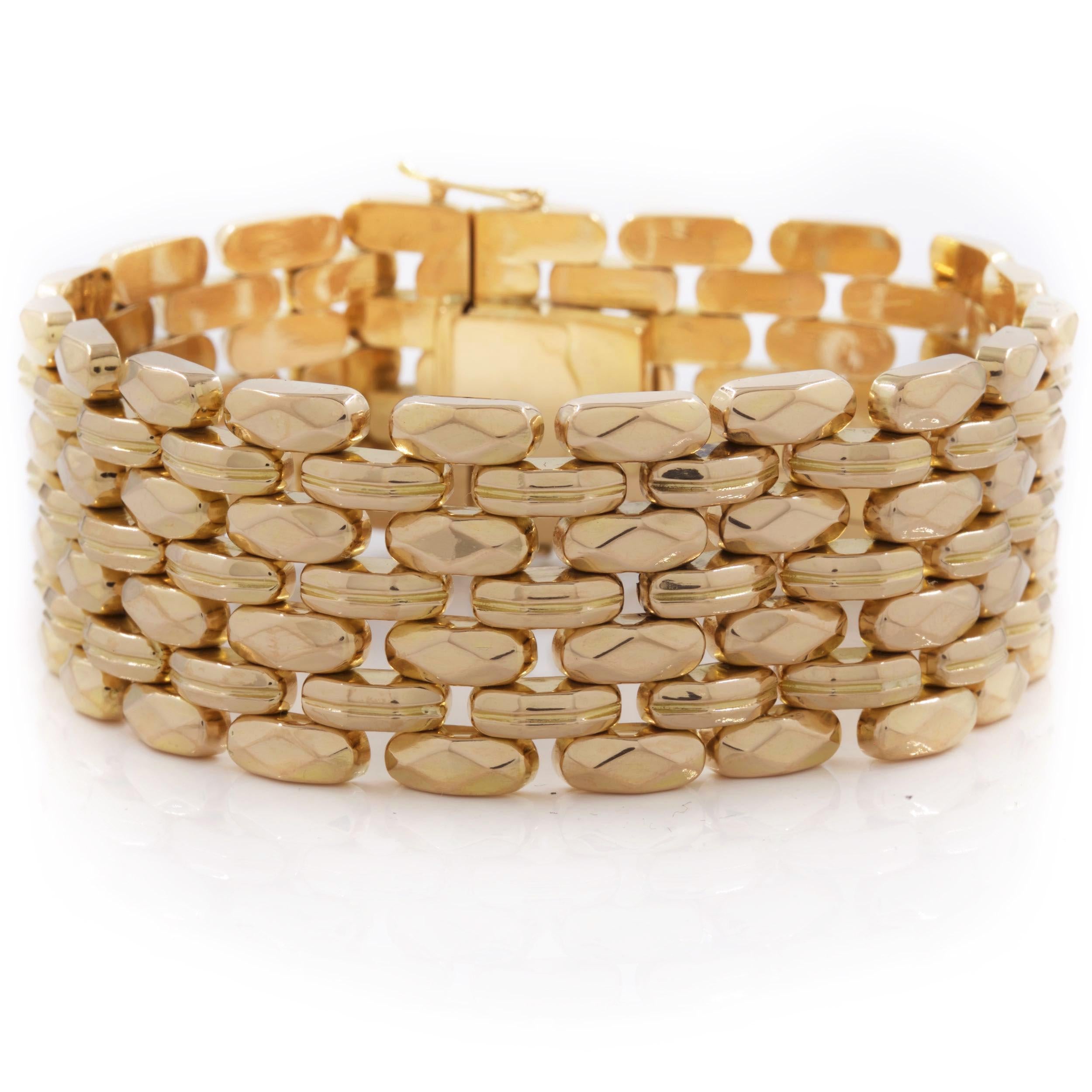 Modern 18-Karat Rose Gold Strap Bracelet with Panther-Style Links, 74.3 Grams For Sale