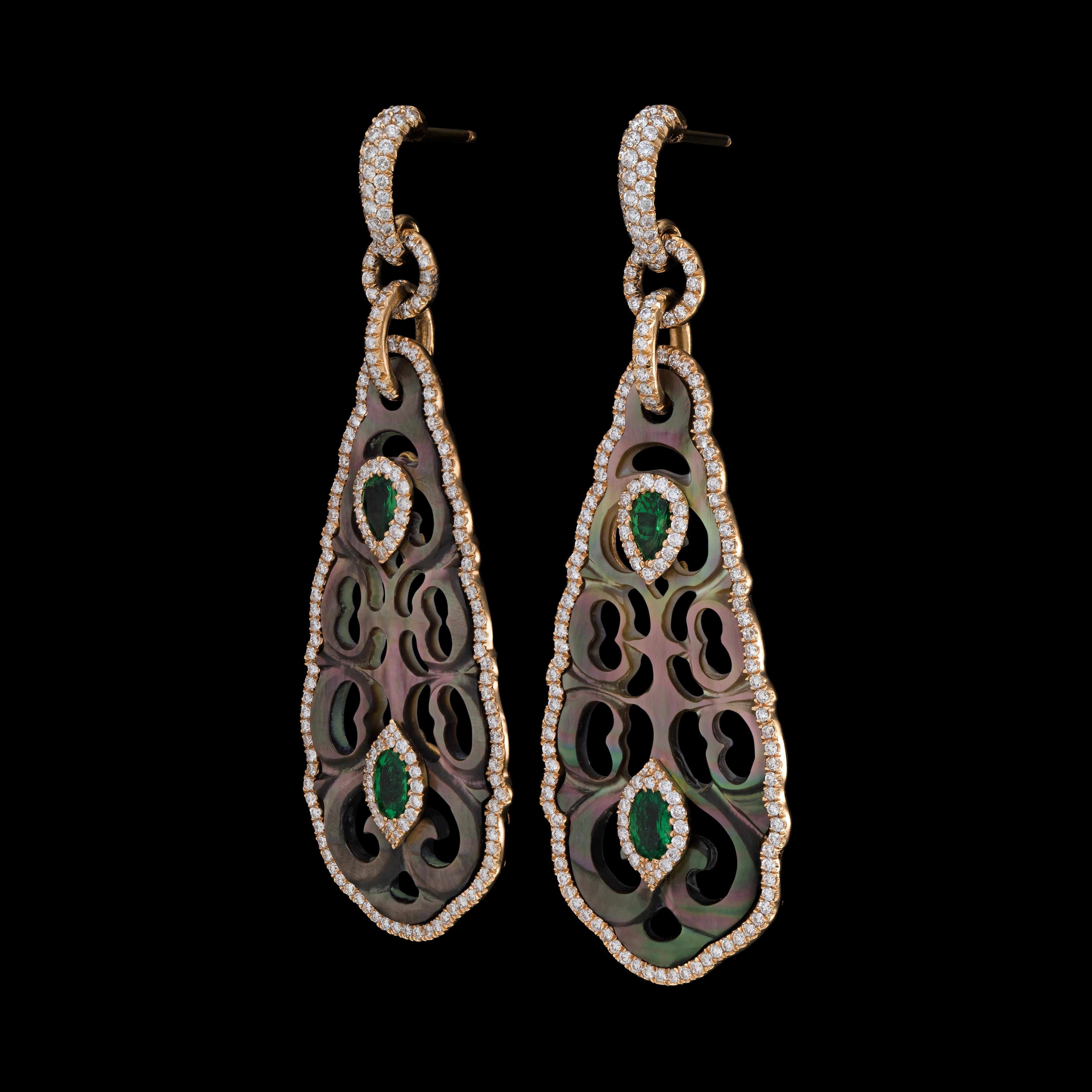 18K Rose Gold Tahitian Mother-of-Pearl, Tsavorite and Diamond Earrings In New Condition For Sale In Ramat Gan, IL