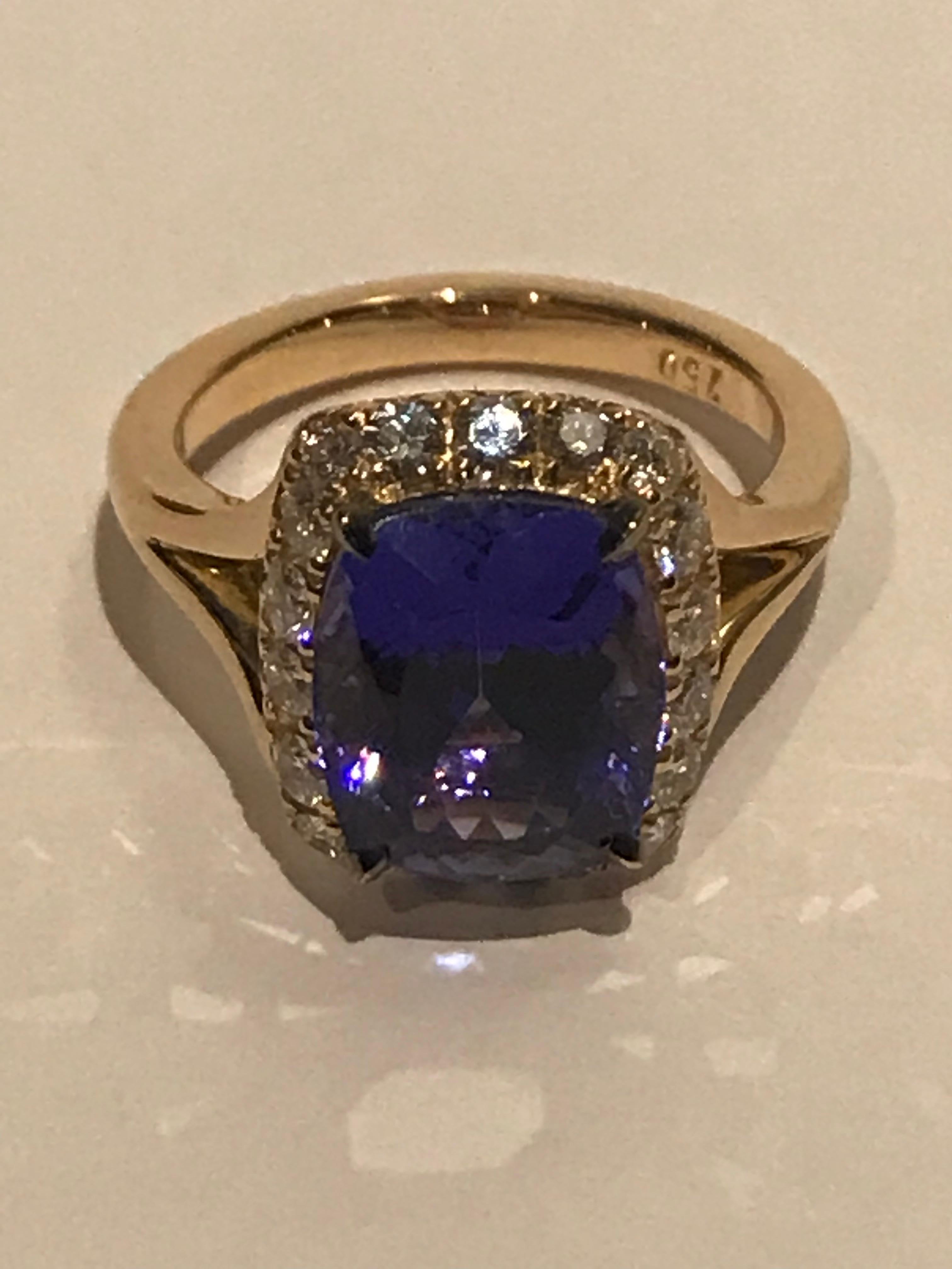 18K Rose Gold, Tanzanite and Diamonds Engagement Ring , by Frederique Berman In New Condition In Geneve, Genf