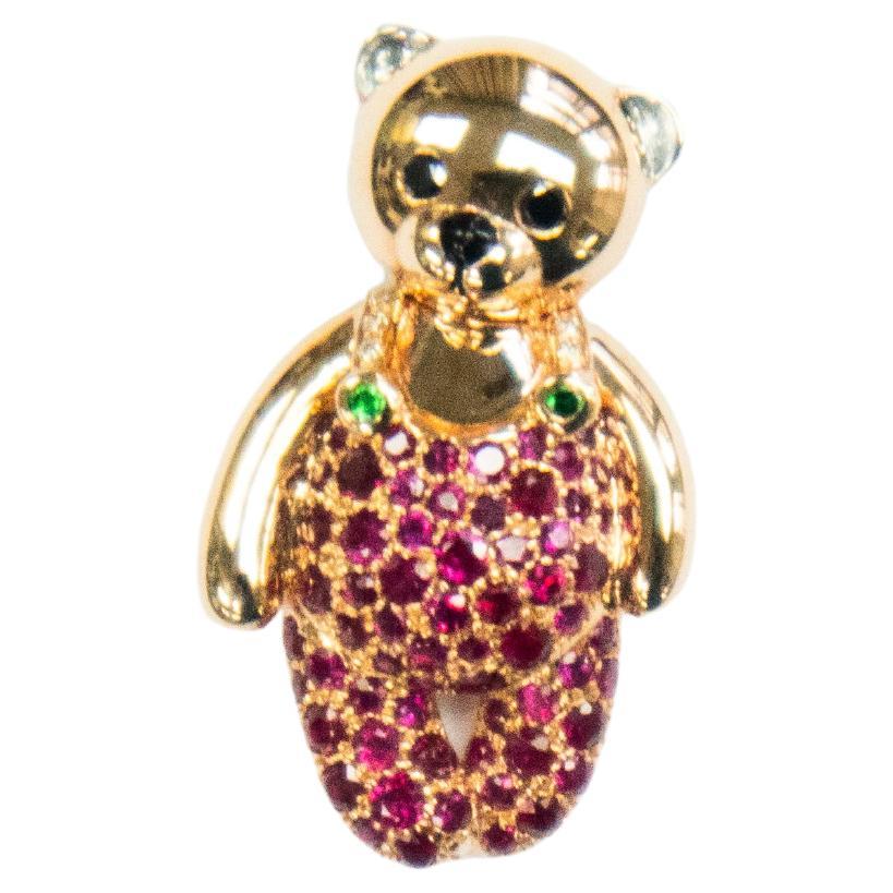 Colgante Osito de Oro Rosa 18K con Rubíes
