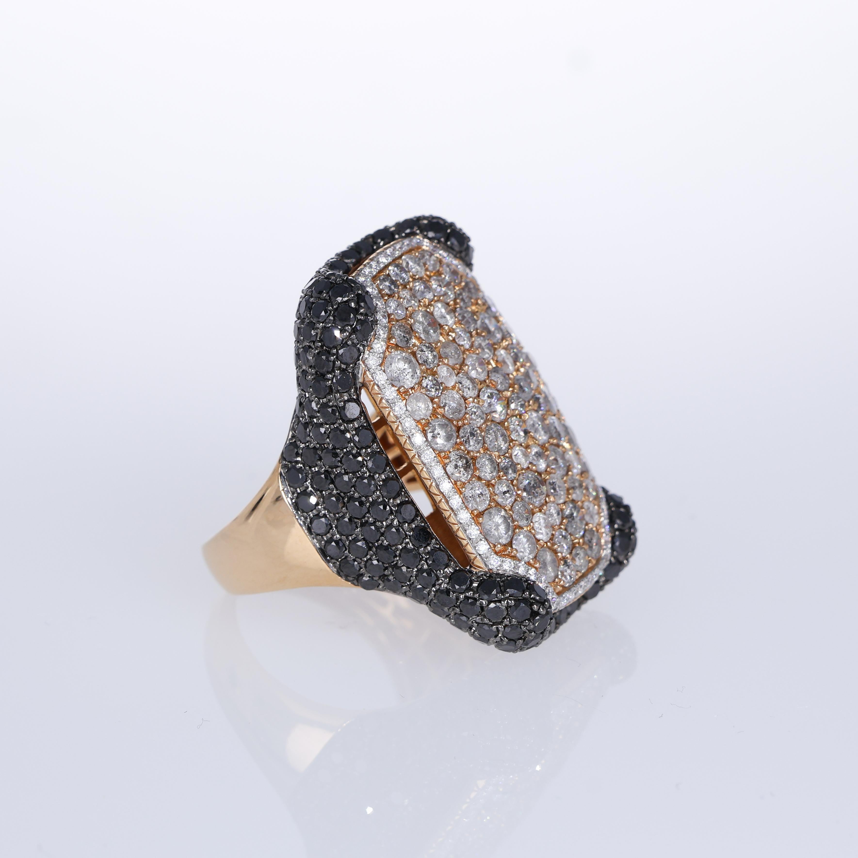 18K Rose Gold Tile Ring with Black, White, and Gray Diamonds For Sale 1