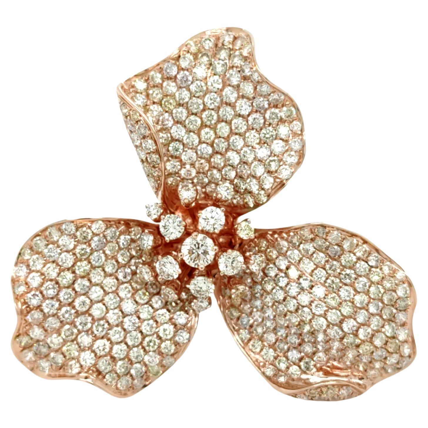 18K Rose Gold Trillium Three-Petal Flower Colored Diamond Cocktail Ring For Sale