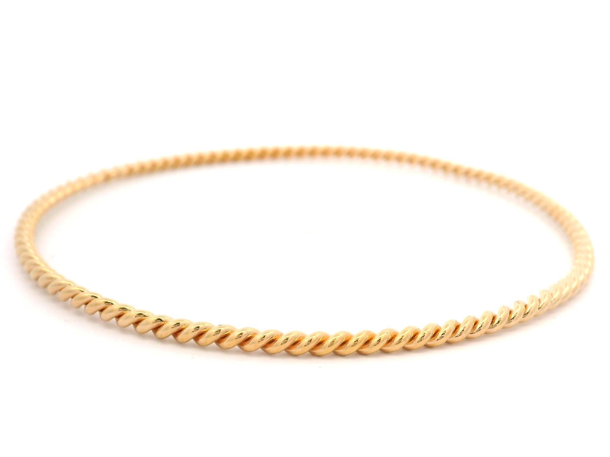 Bracelet empilable classique en or rose 18k avec câbles torsadés Excellent état - En vente à Montclair, NJ