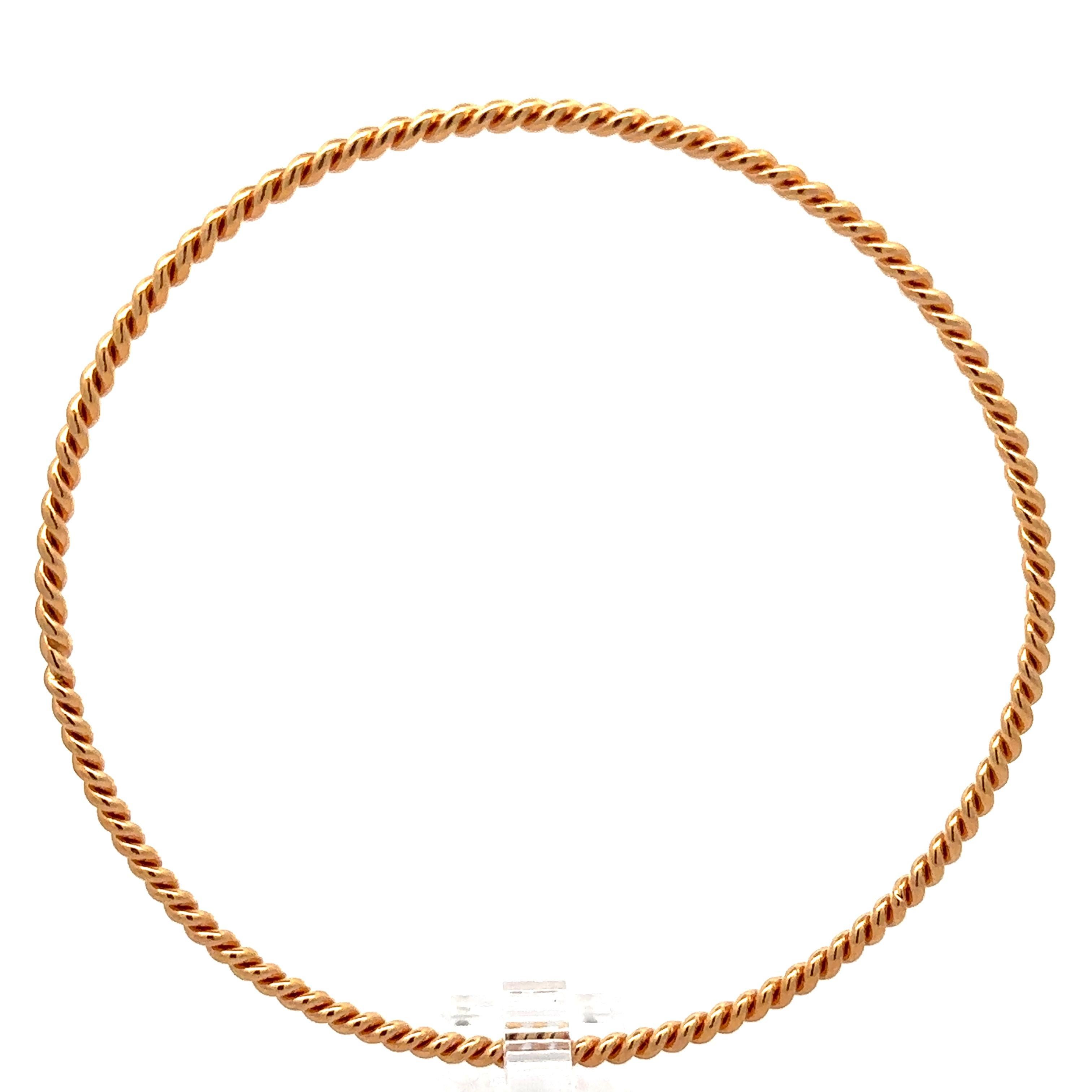 Bracelet empilable classique en or rose 18k avec câbles torsadés en vente 2