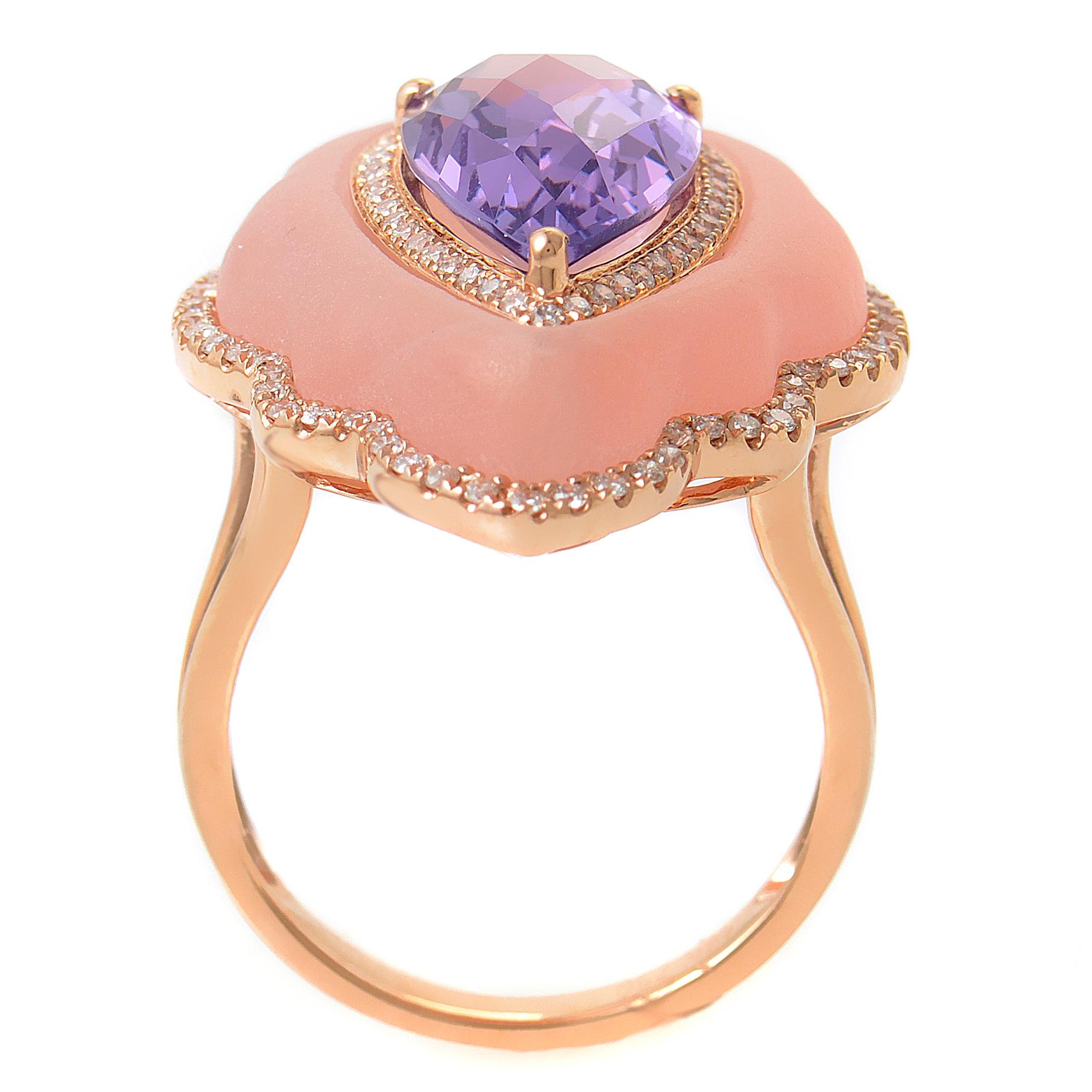 This ring is feminine and lovely. It is made of 18K rose gold and contains ~24.00ct of amethyst & pink quartz and is surrounded ~.43ct of diamonds.
Ring Size: 6.5