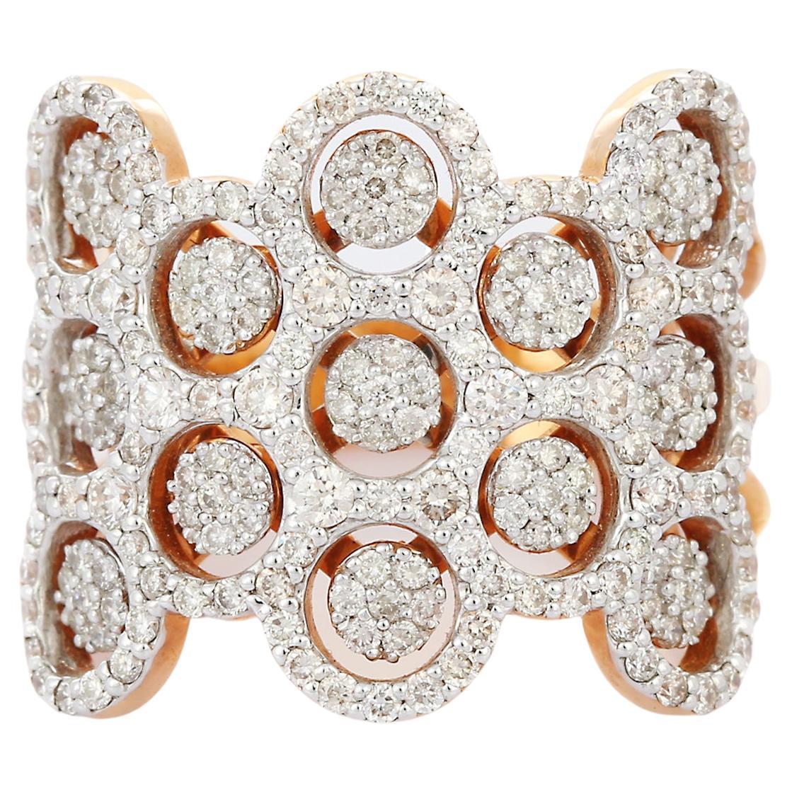 Bague à large anneau en or rose 18 carats avec grappe de diamants fantaisie
