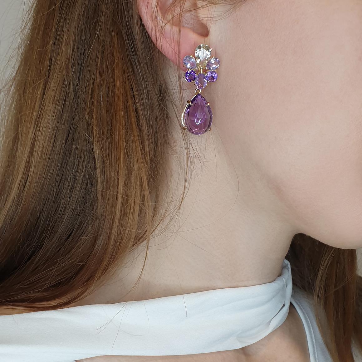 Amethyst symbolizes the purity of the soul and humility, with its intense purple color protects against negative thoughts and keeps depression away. Made in Italy by Stanoppi Jewellery since 1948.
Earrings in 18k rose gold with Amethyst (drop