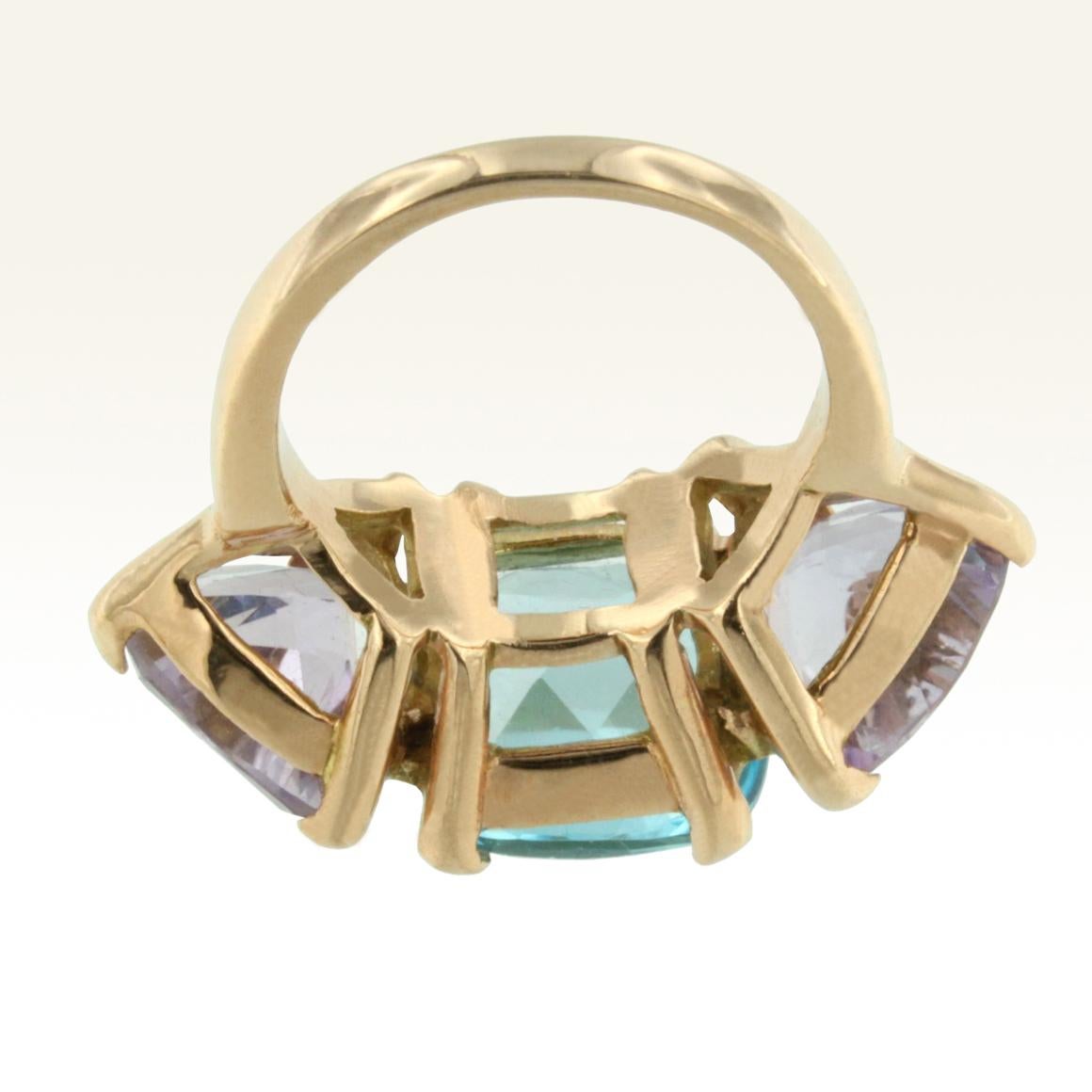 Trillion Cut 18 Karat Rose Gold with Blue Topaz and Amethyst Ring For Sale