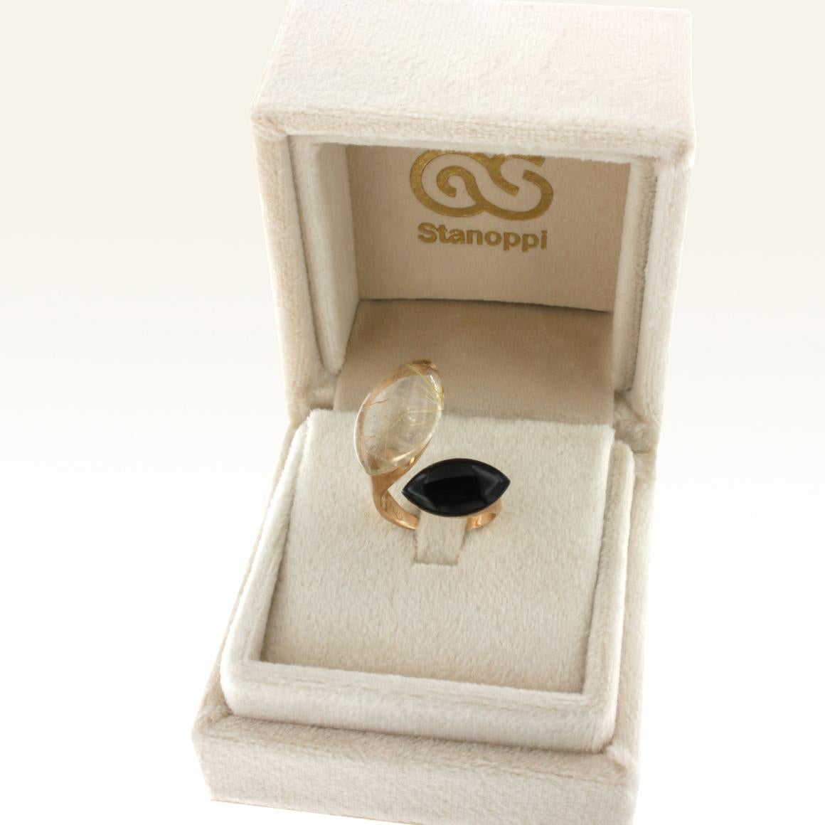 Marquise Cut 18 Karat Rose Gold with Rutilated Quartz and Onix Ring For Sale