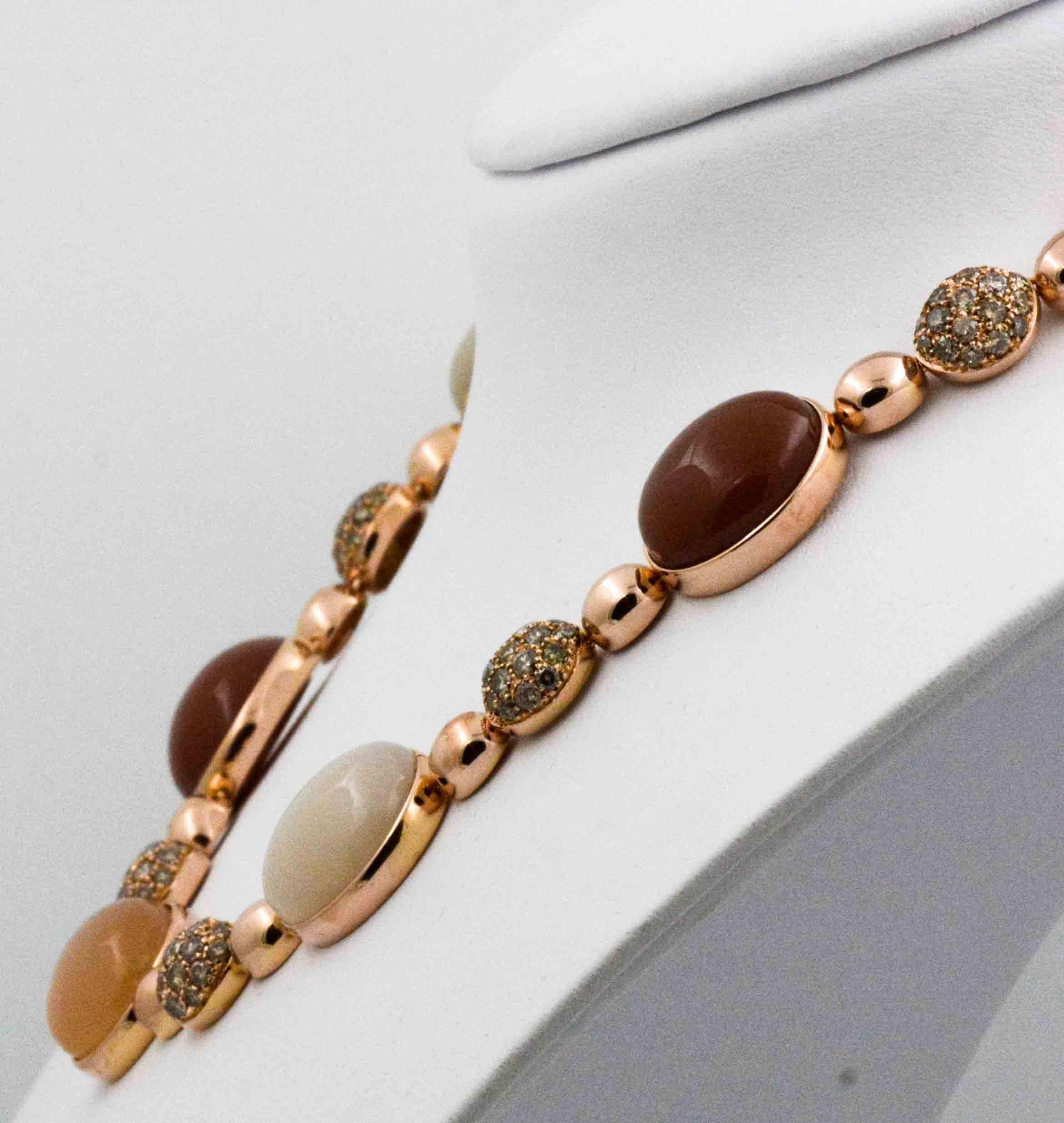 18 Karat Rose Gold, Diamond and Moonstone Necklace In Excellent Condition In Dallas, TX