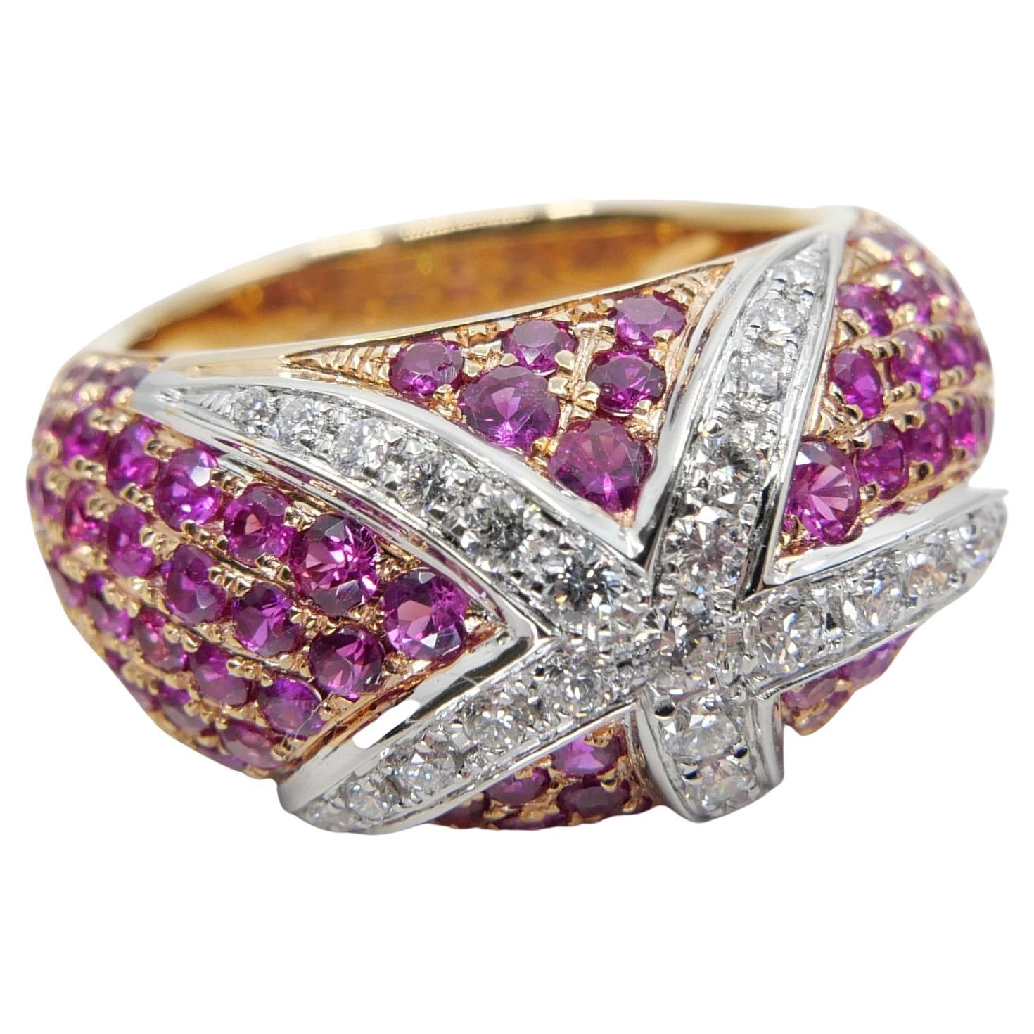 Bague dôme en forme d'étoile de mer en or rose et blanc 18 carats, diamants et saphirs roses