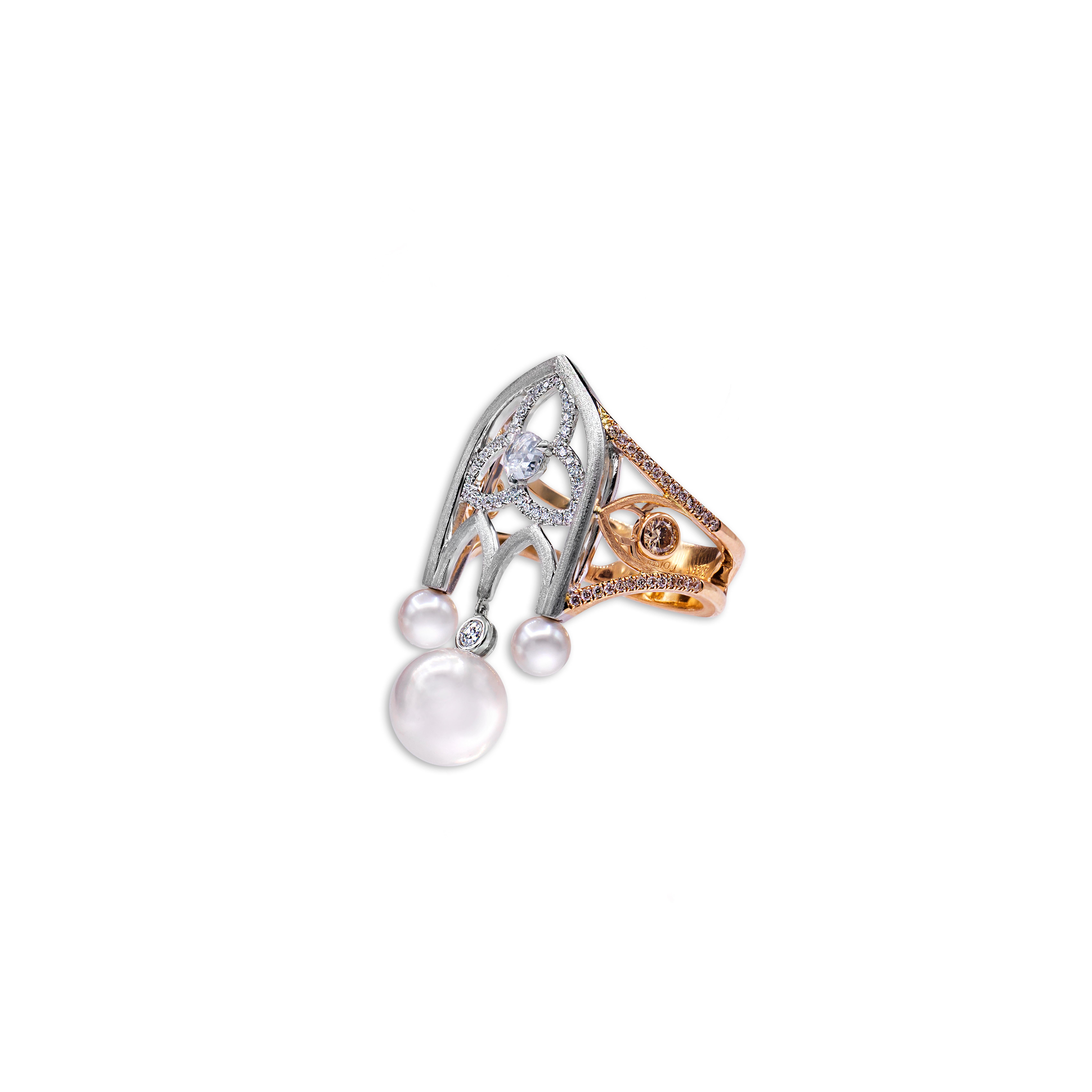 Taille rose Ensemble collier, boucles d'oreilles et bague en or rose/blanc 18 carats, diamants et perles Akoya en vente