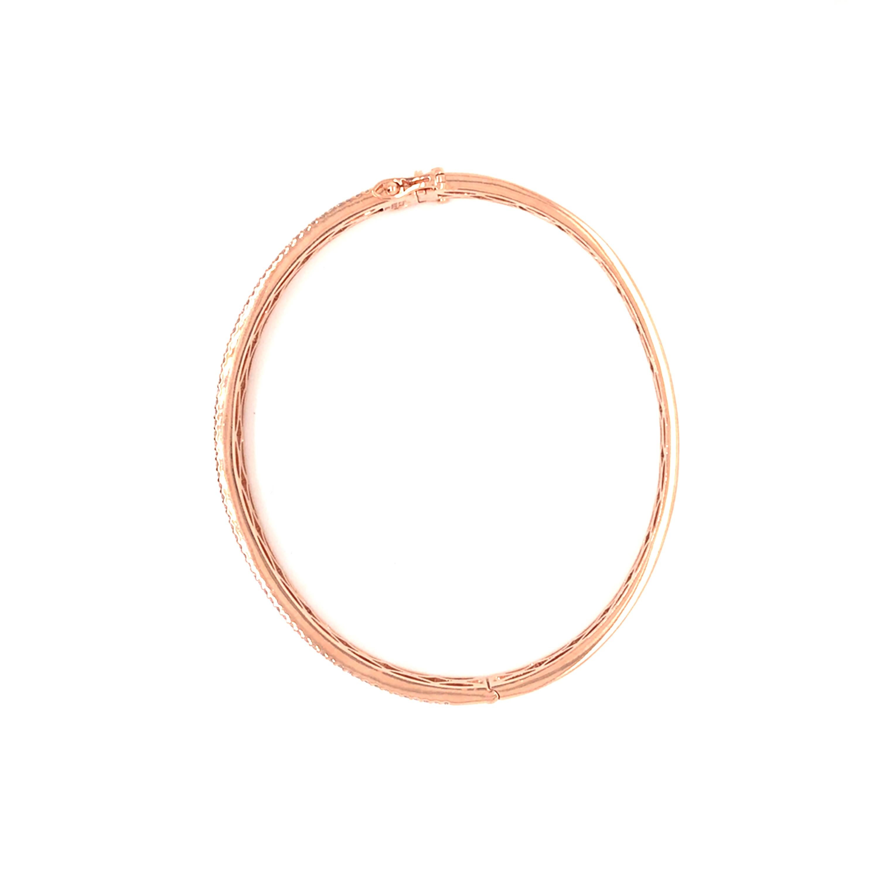 18K Round and Baguette Diamond Bangle Rose Gold For Sale 1