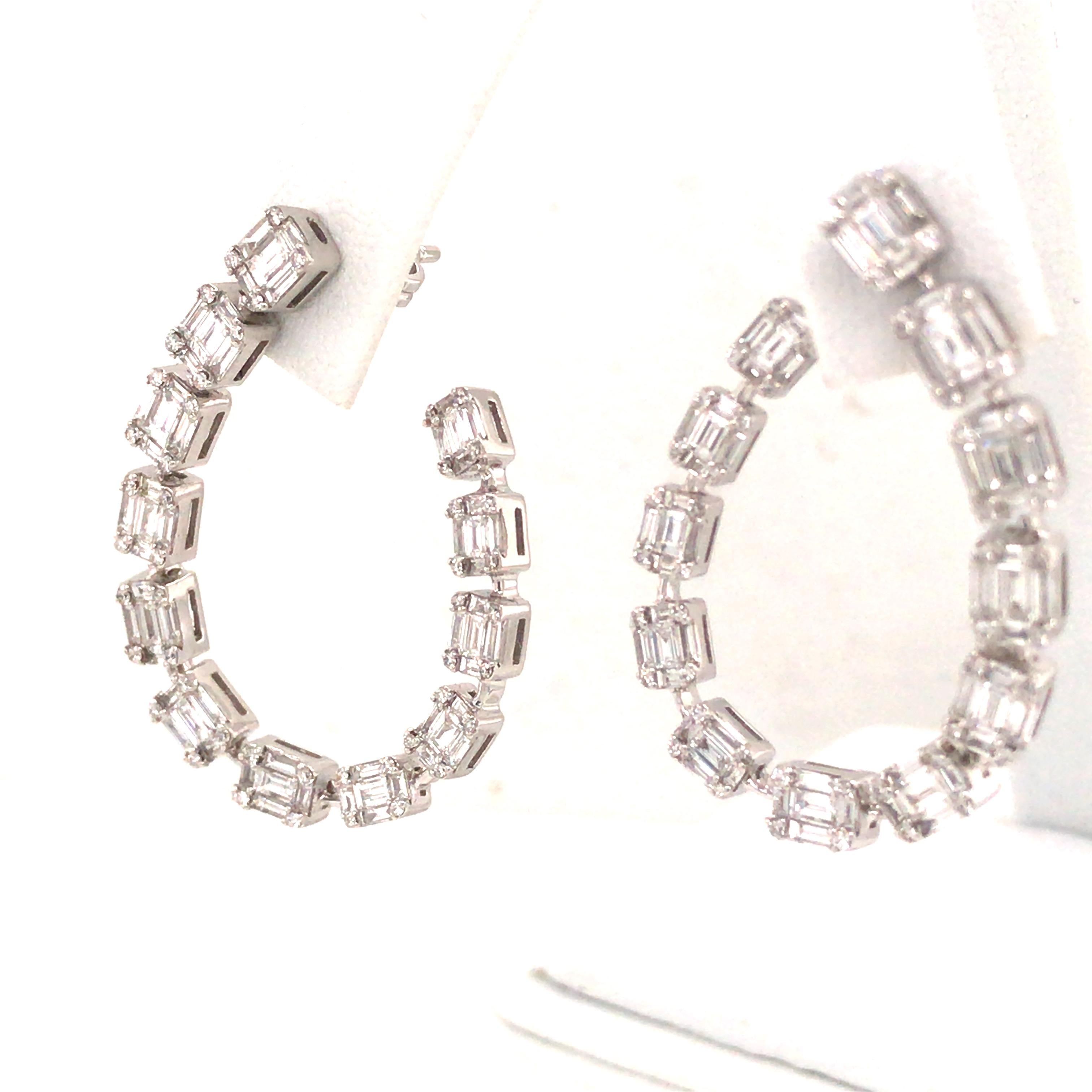 18 Karat Round and Baguette Diamond Open Hoop Earring White Gold In Good Condition In Boca Raton, FL