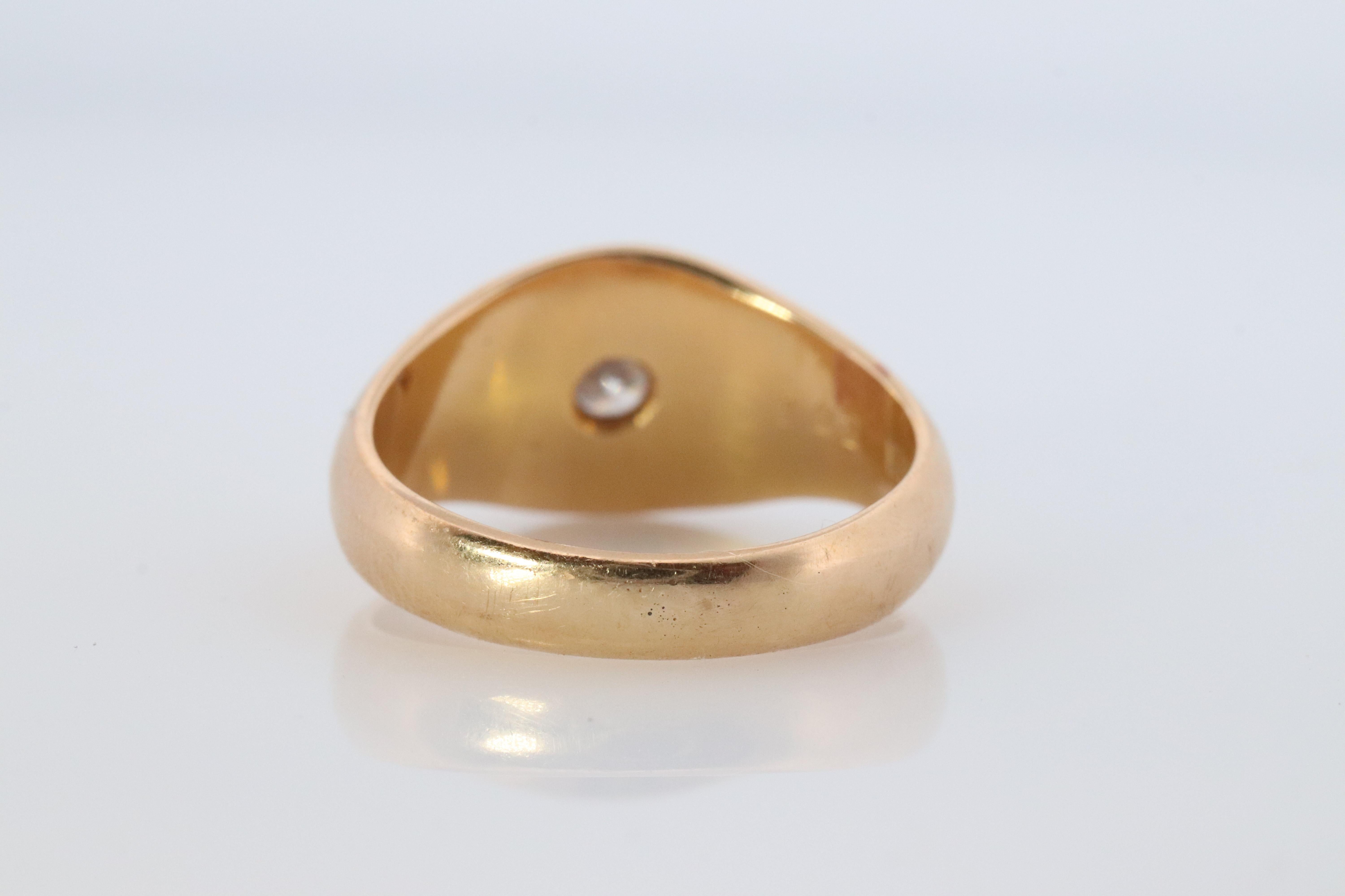 18k runder echter Diamant Solitär-Ring. Verschnörkelte gravierte Lünette Gypsy Shank. im Zustand „Gut“ im Angebot in Port Charlotte, FL