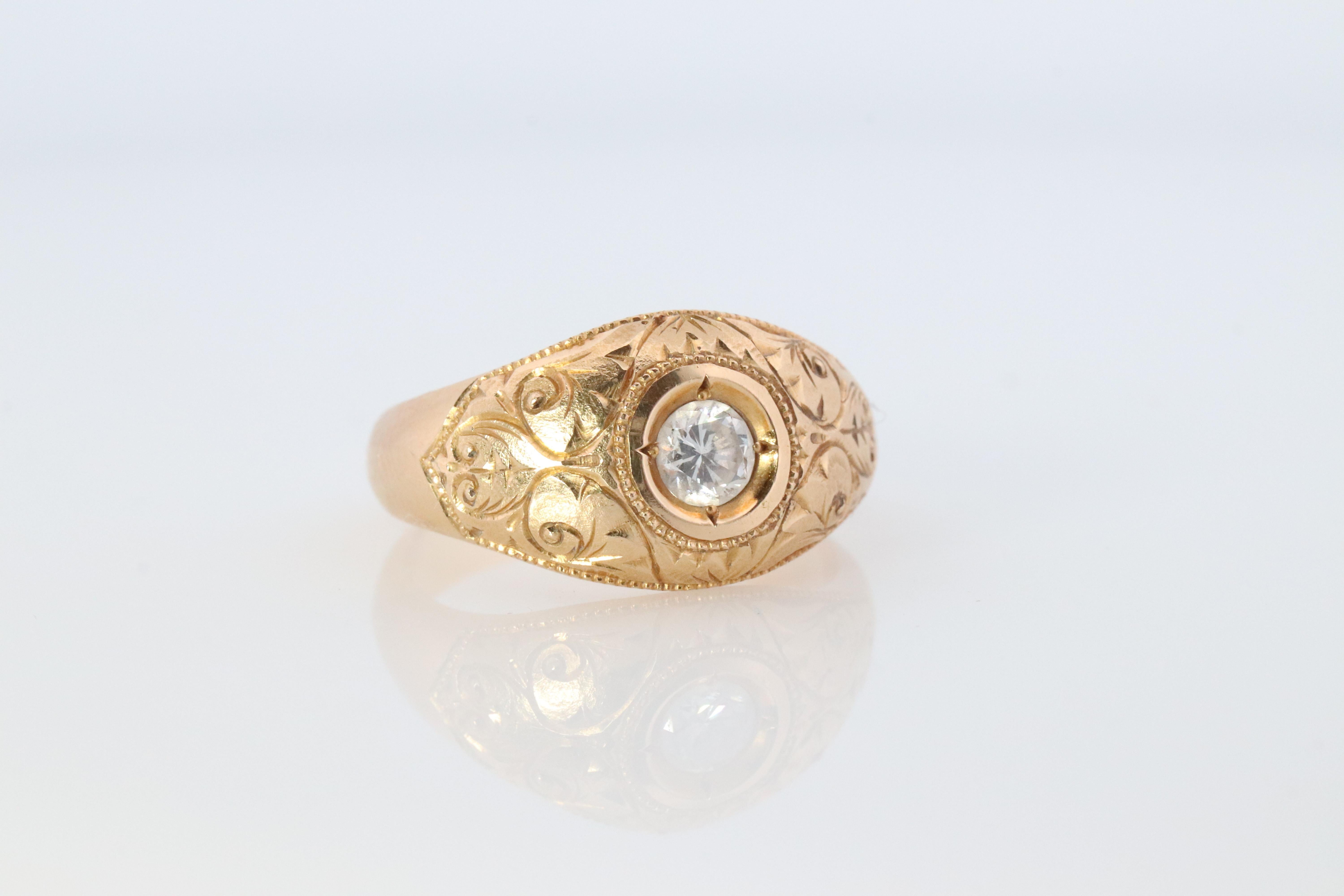 18k runder echter Diamant Solitär-Ring. Verschnörkelte gravierte Lünette Gypsy Shank. im Angebot 1