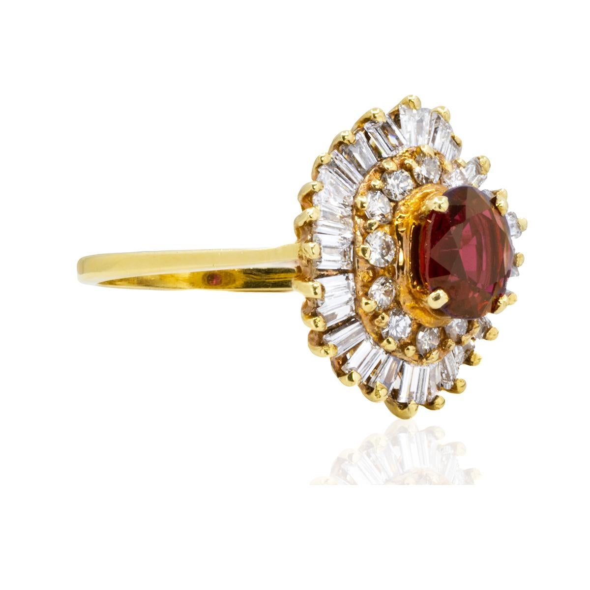 18 Karat Rubin- und Diamantring (Rundschliff) im Angebot