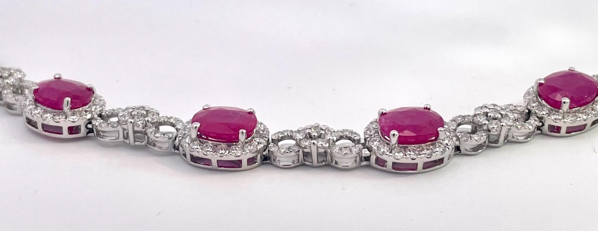Bracelet en rubis 18 carats et diamants 16 carats en vente 6