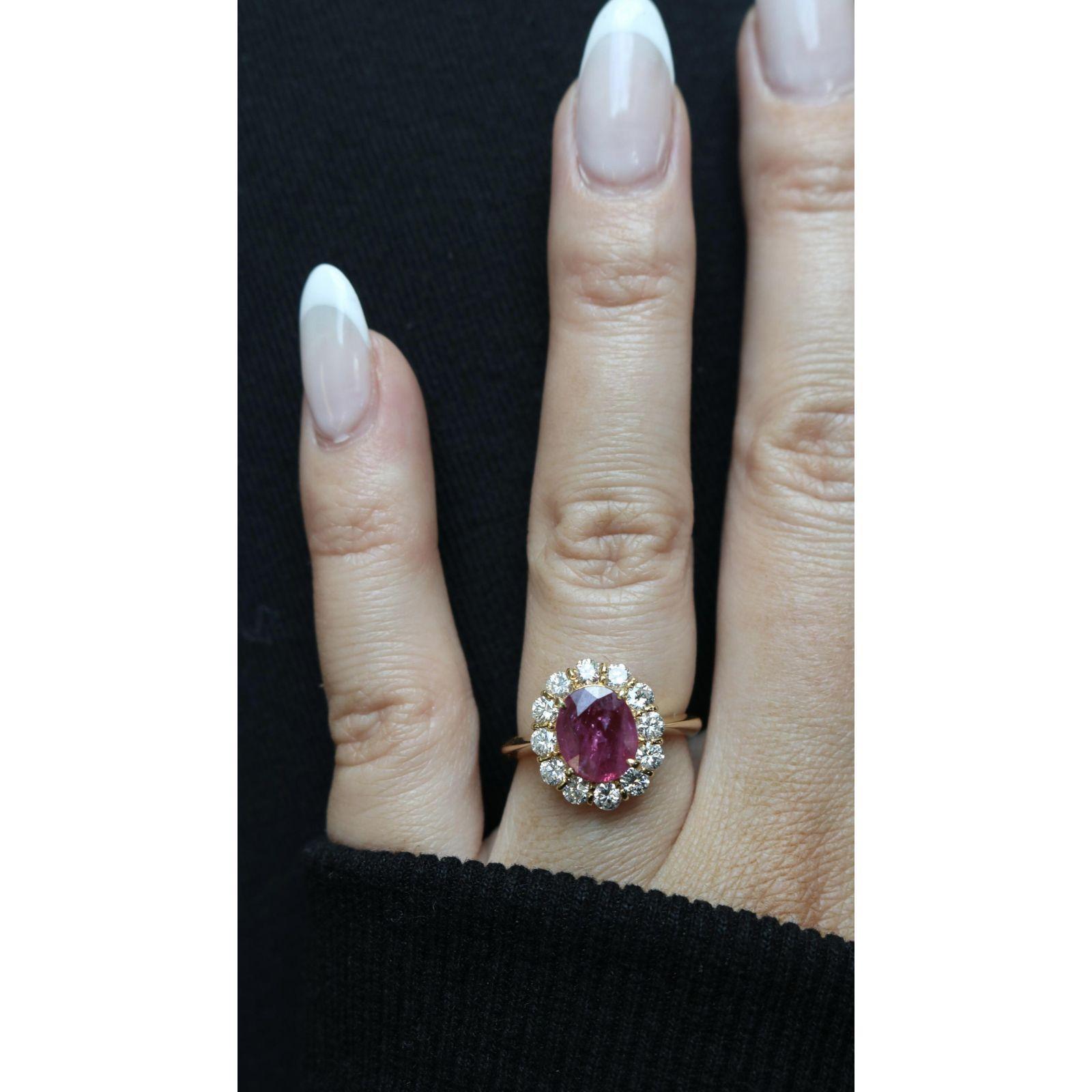 18K Bague Halo Rubis Diamant Or Jaune Taille 6 ~2.59ctw en vente 12