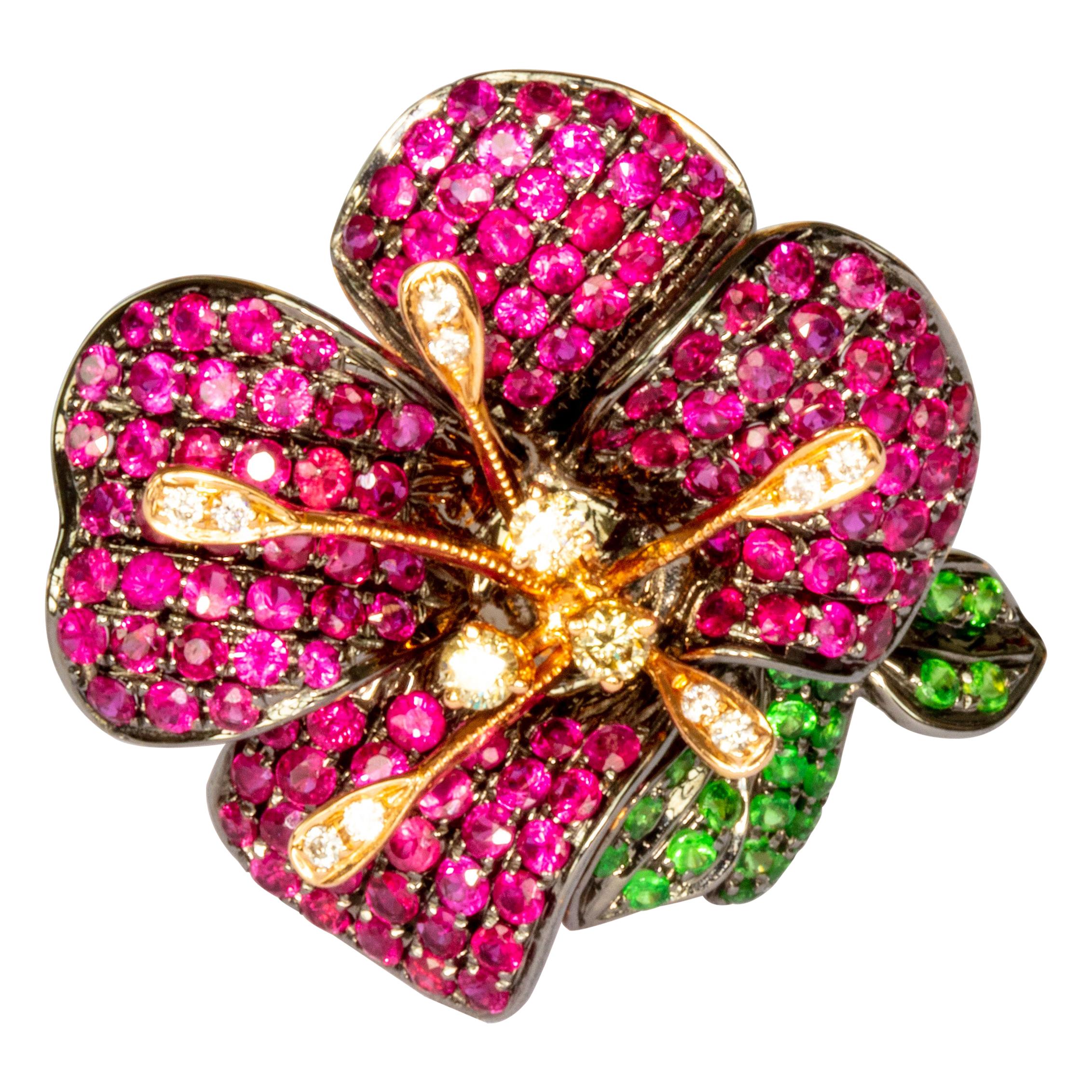 18k Ruby Flower Ring / Pendant 2 in 1 with Diamonds and Green Garnet Exquisite
