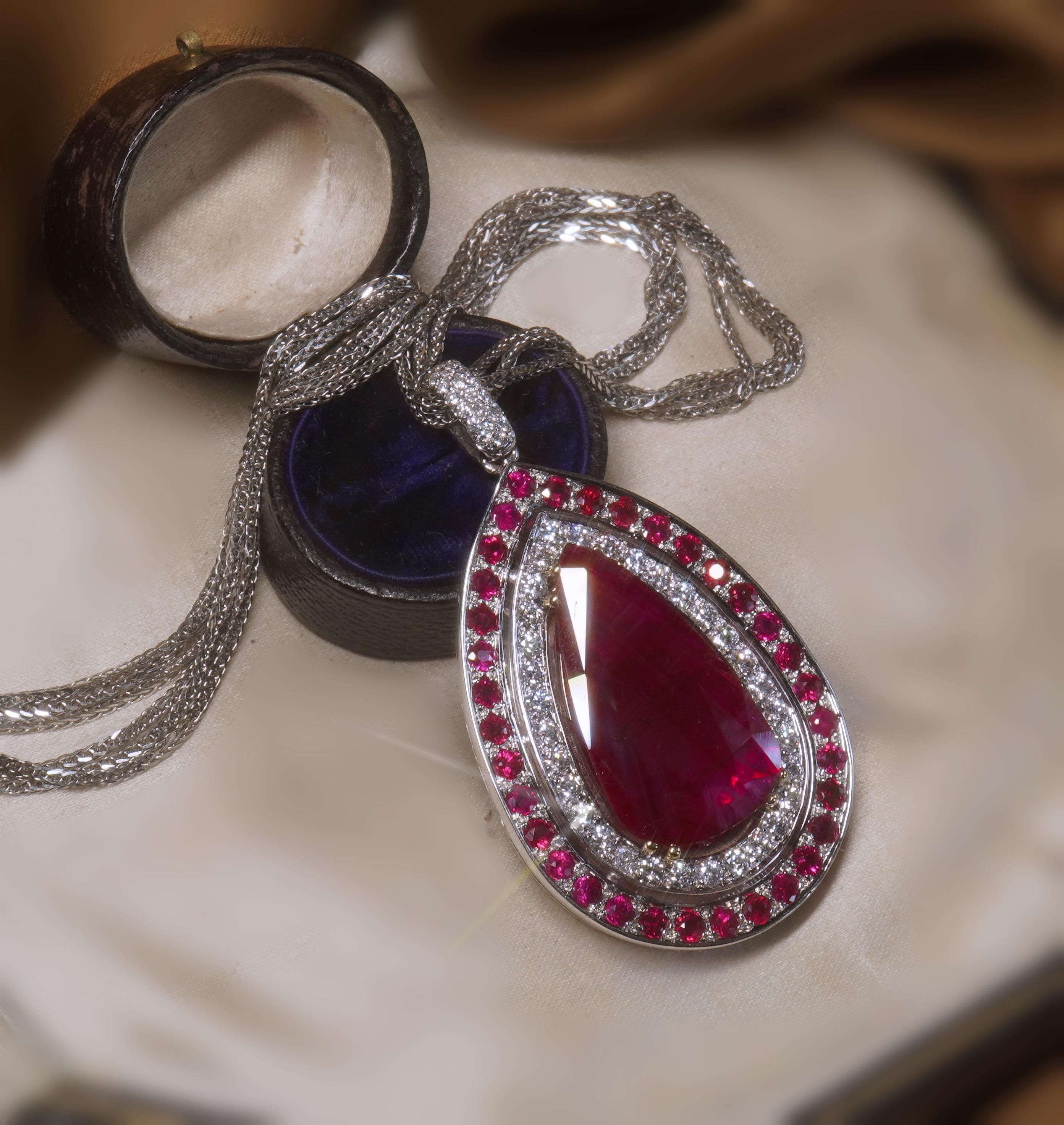 Old South Jewels proudly presents...VINTAGE LUXURY.   AGL CERTIFED 14.58 CARAT NO HEAT RUBY DIAMOND 18K VINTAGE PENDANT & CHAIN & BOX!  Giant Untreated Rich Red 10.83 Carat Rich Red Transparent Ruby!  Valuable Huge Ruby Is Very Hard To Find,