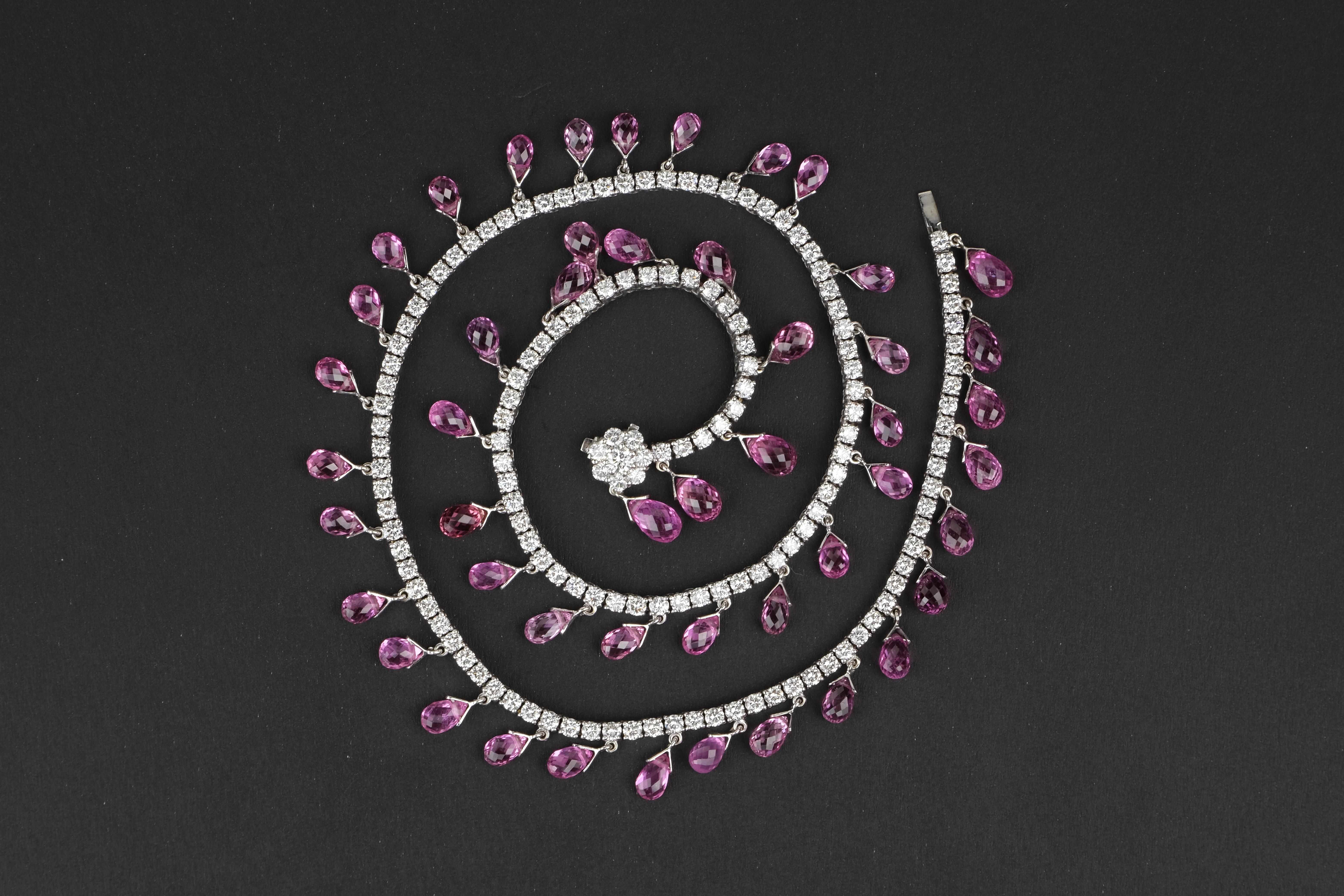 18 Karat Sapphire and 9.17 Carat Diamond Fringe Necklace For Sale 2