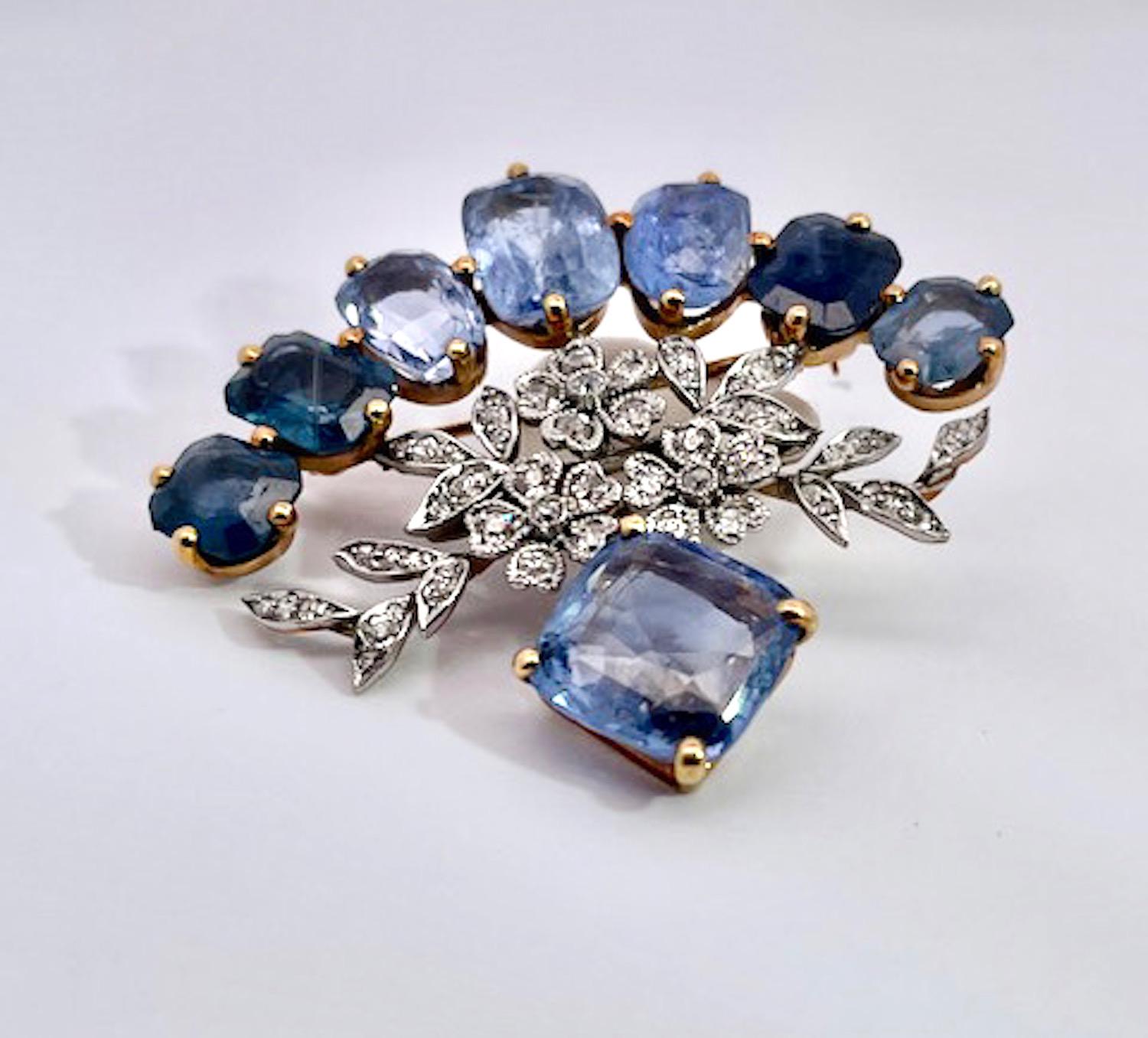 18K Sapphire Diamond Brooch 20 carats For Sale 5