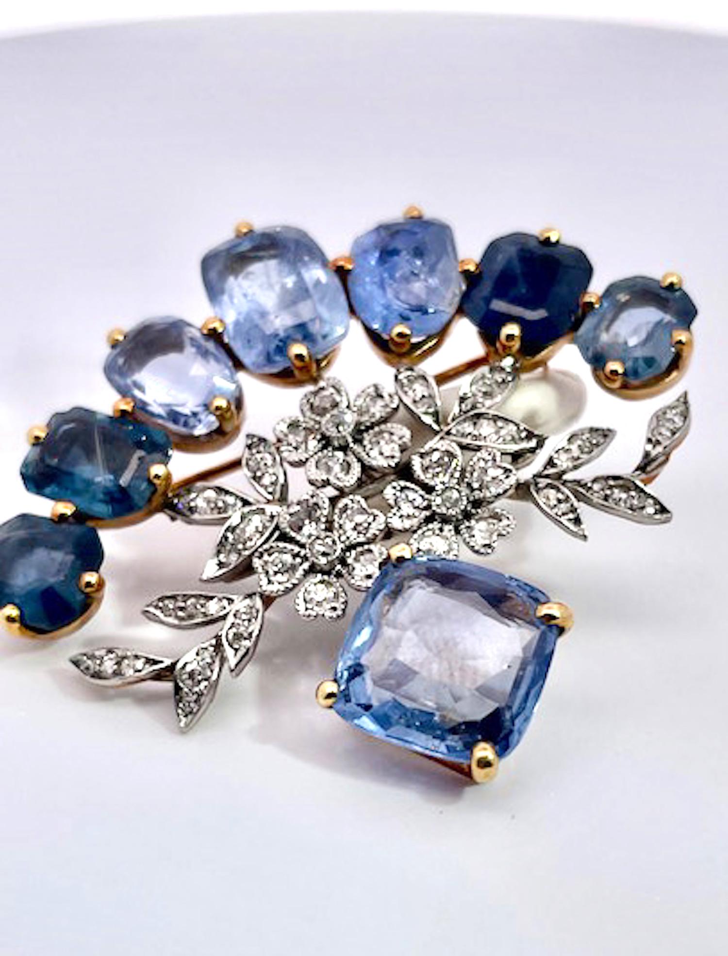 18K Sapphire Diamond Brooch 20 carats For Sale 3