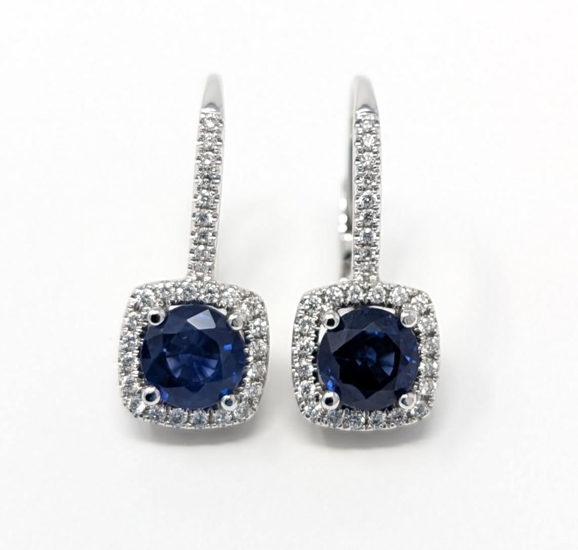 Orecchini a lobo con zaffiro e diamante a goccia in oro bianco 750 Whiting 18k in vendita 1