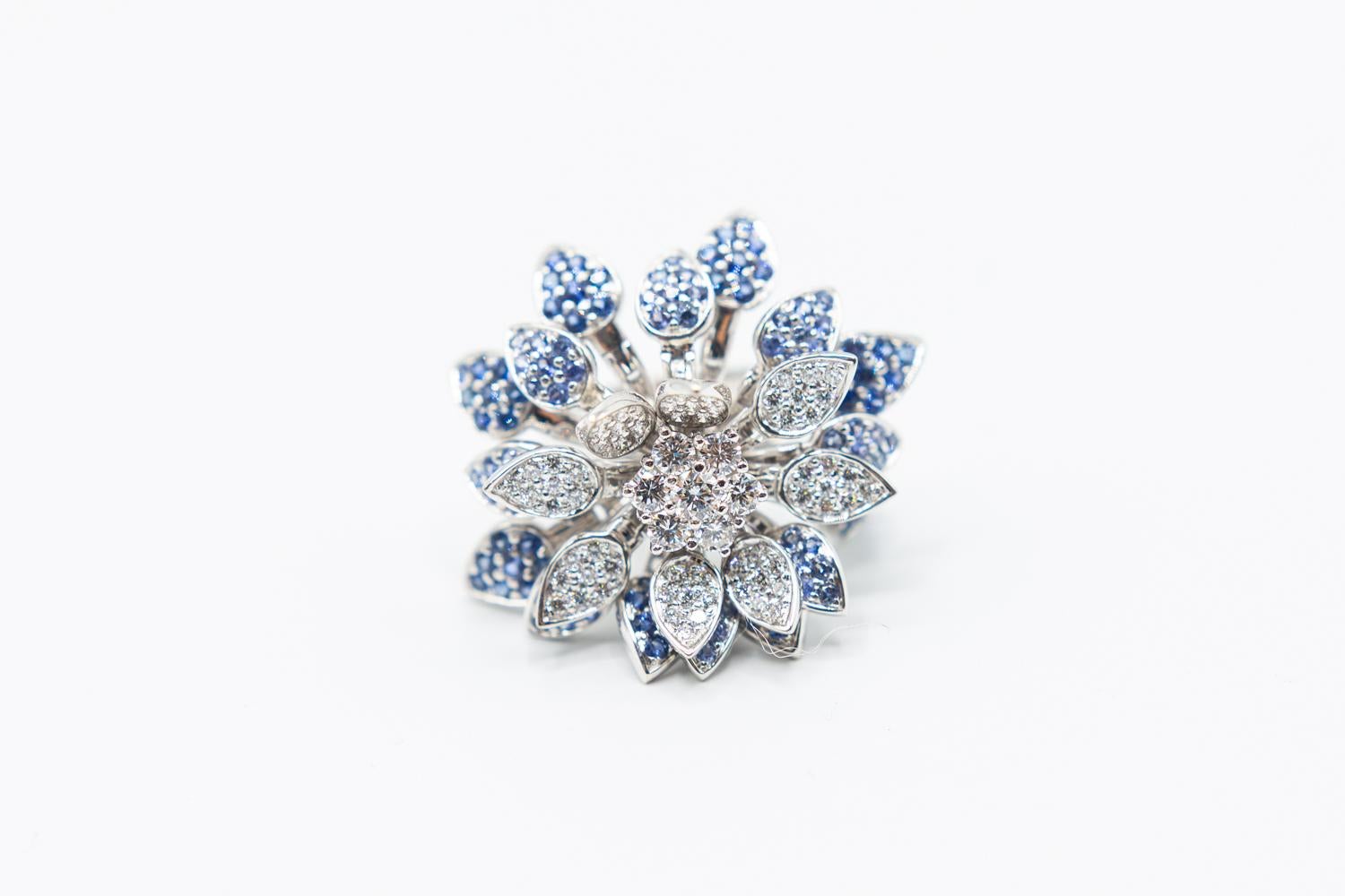 Women's or Men's 18 Karat Sapphire and Diamond Floral Mobile Ring/spinner Effy flower ring. For Sale