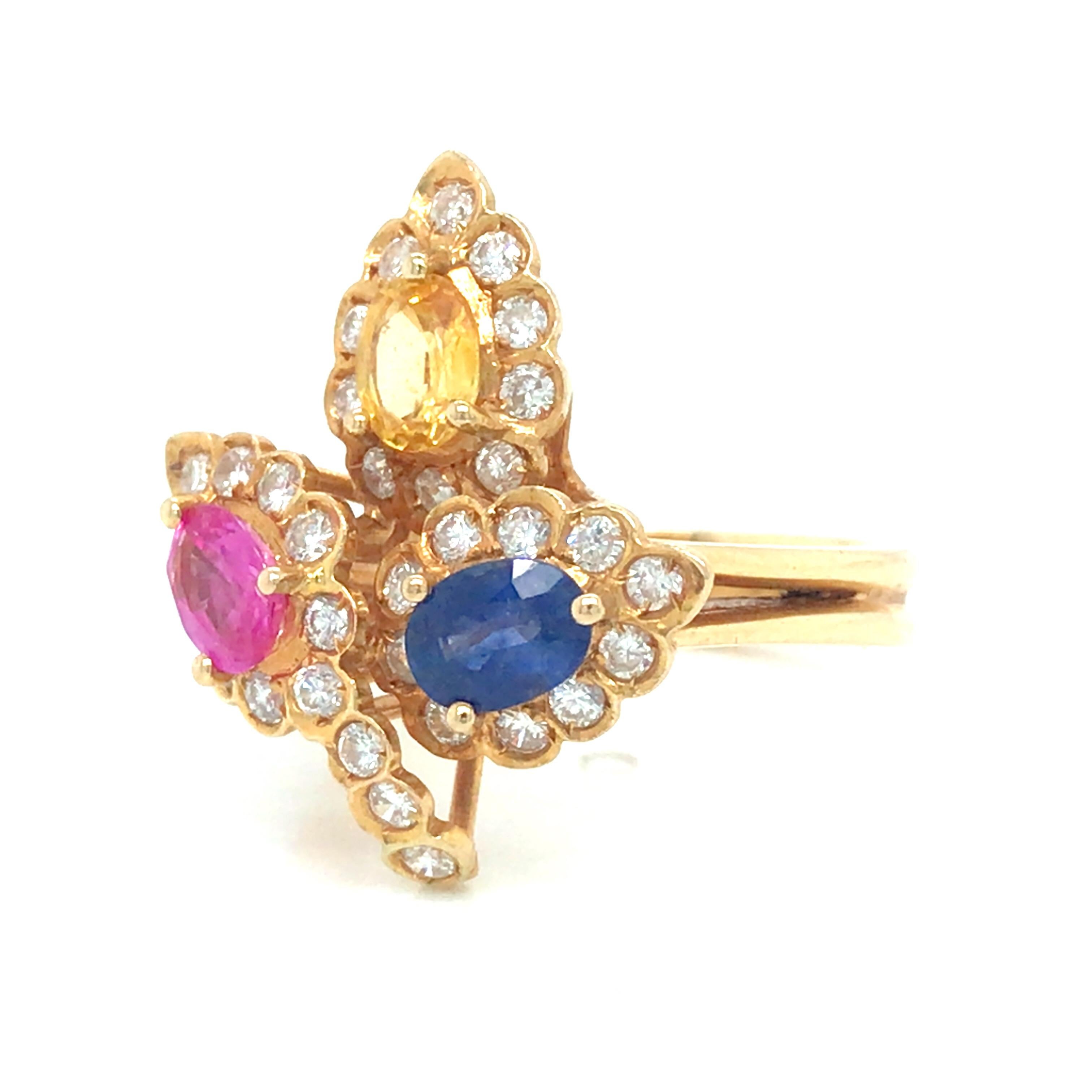 Round Cut 18K Sapphire Diamond Flower Cluster Ring Yellow Gold For Sale