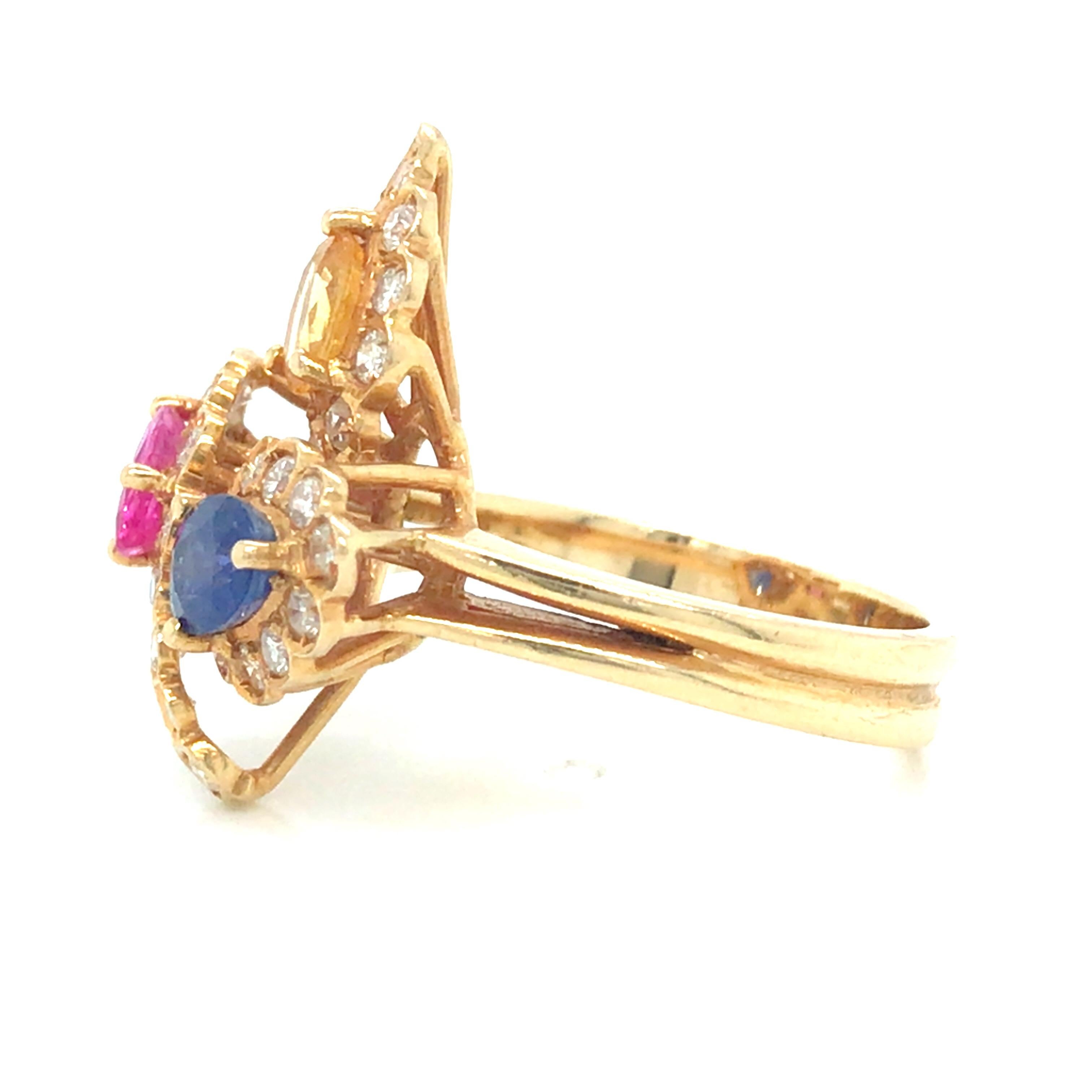 18K Sapphire Diamond Flower Cluster Ring Yellow Gold In Good Condition For Sale In Boca Raton, FL